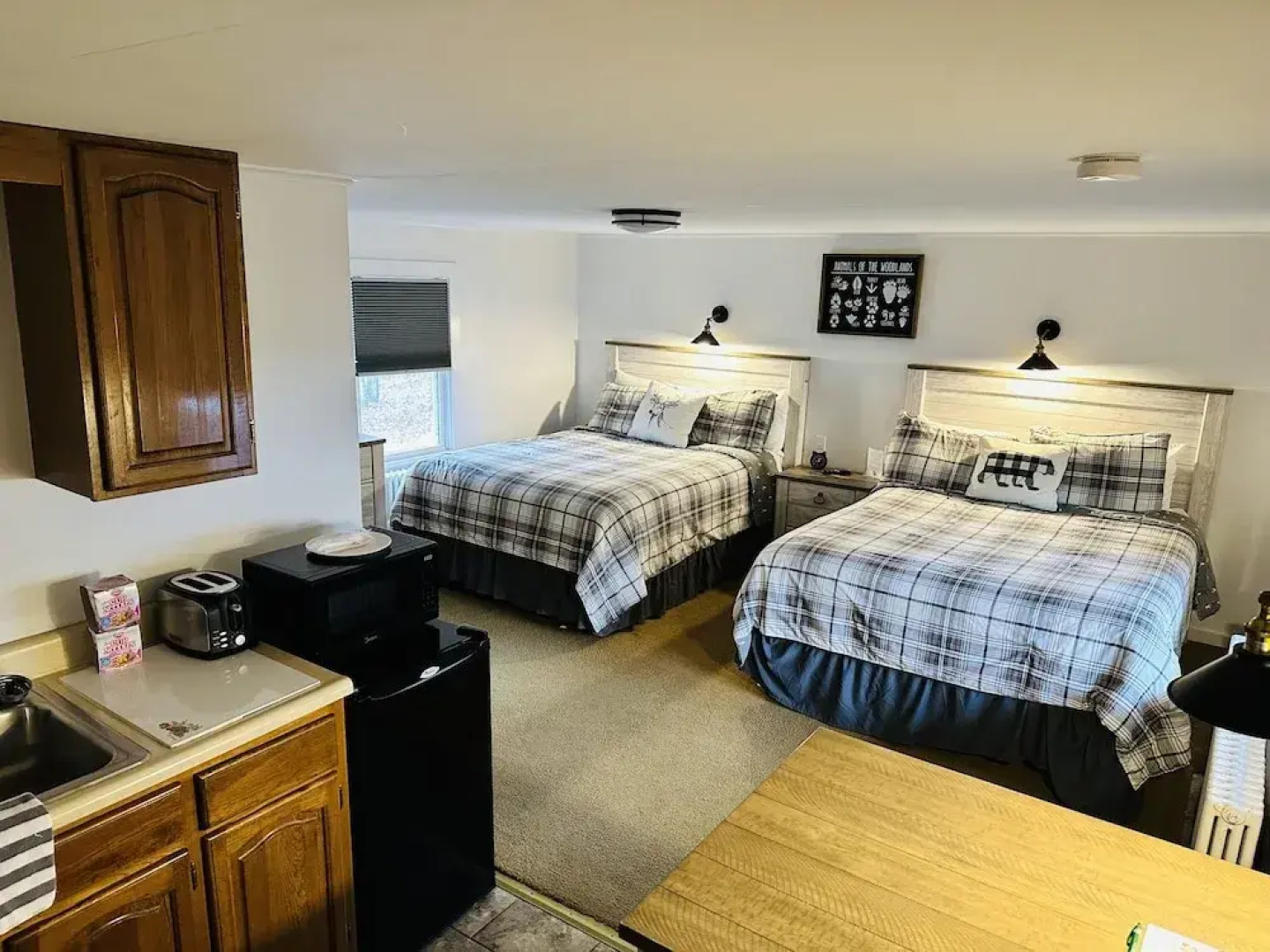 Maple Leaf Motel