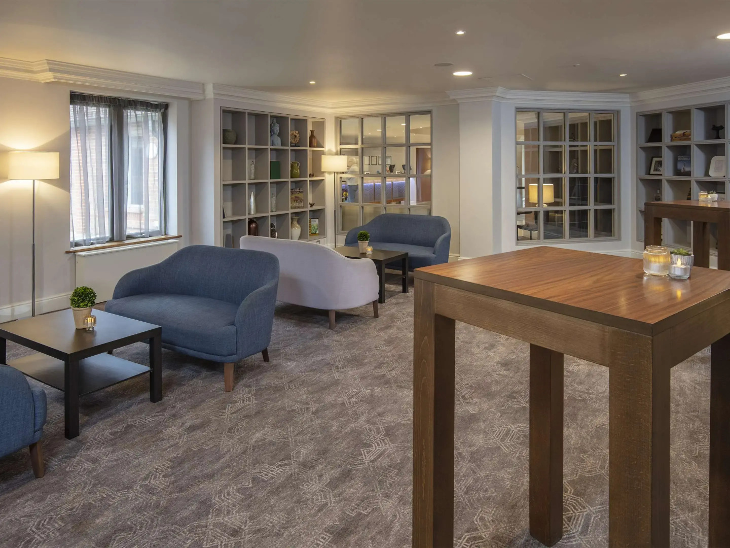 Отель The Cambridge Belfry