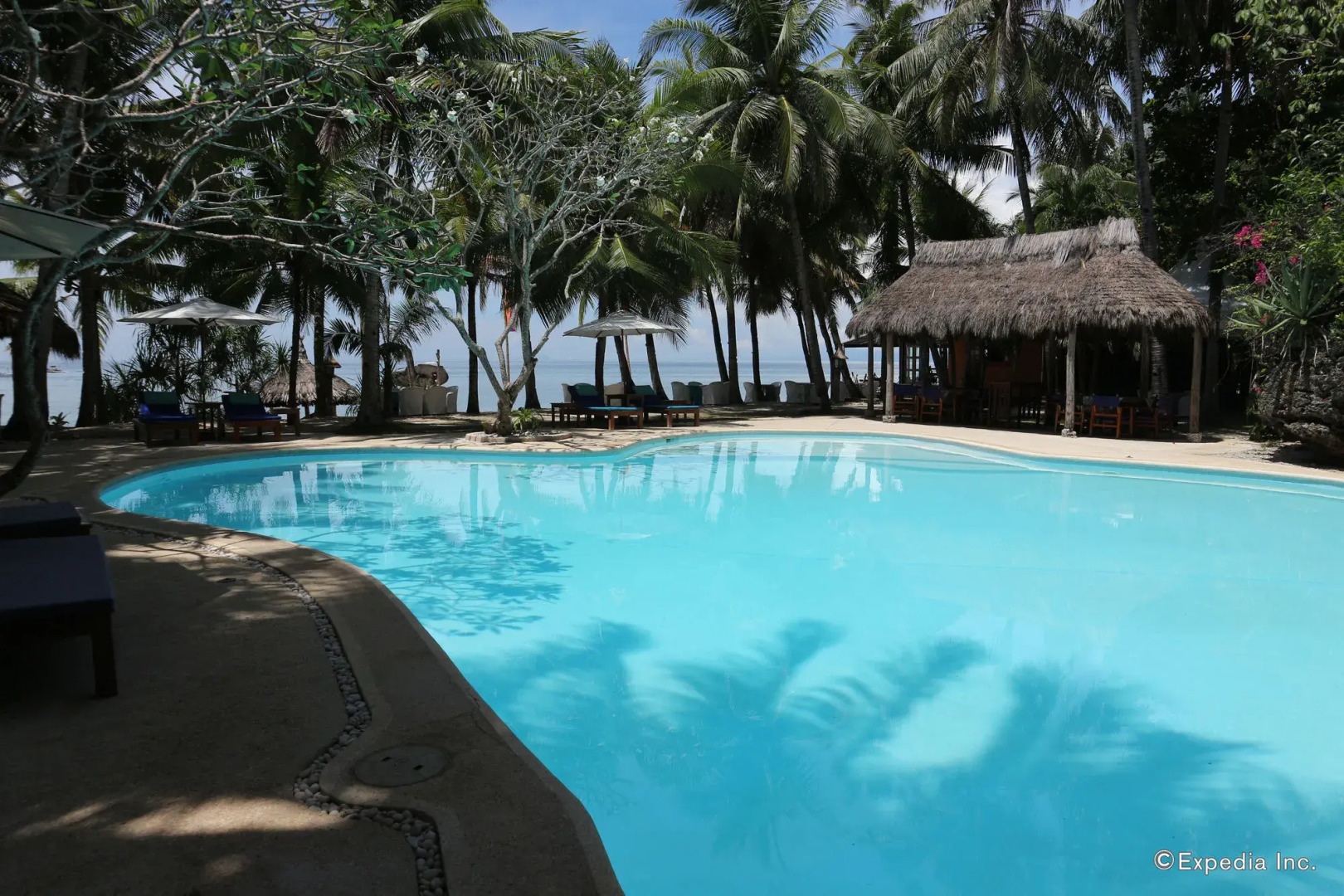 Coco Grove Beach Resort