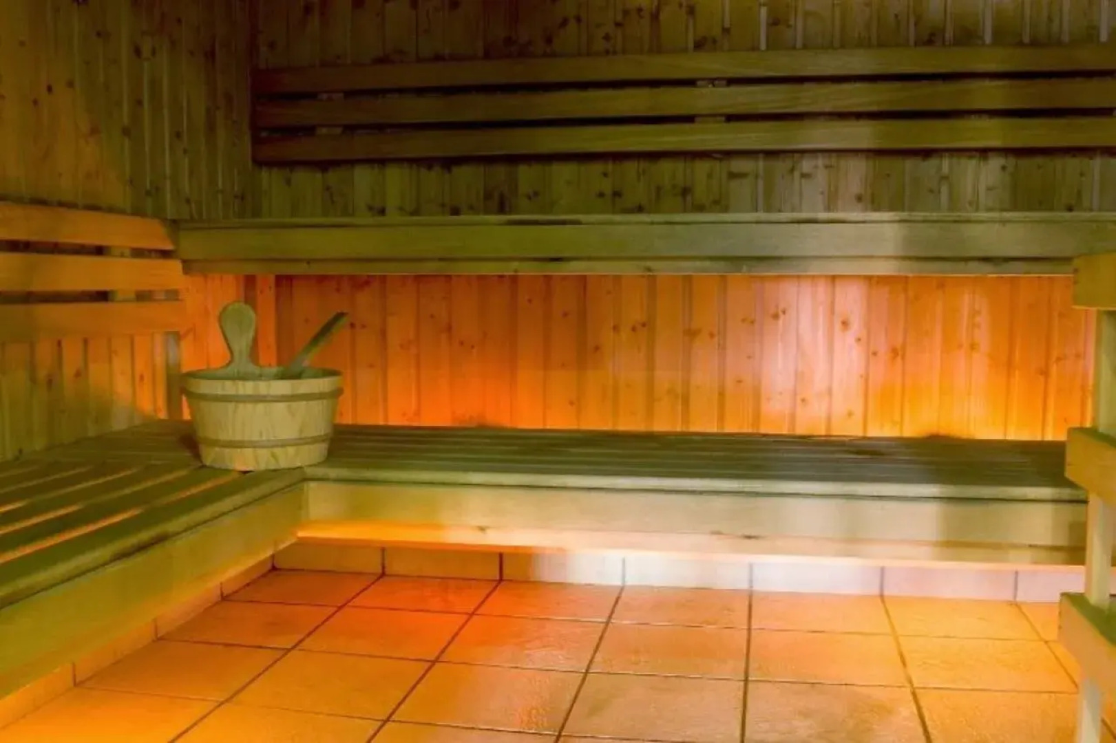 Rochestown Lodge Hotel