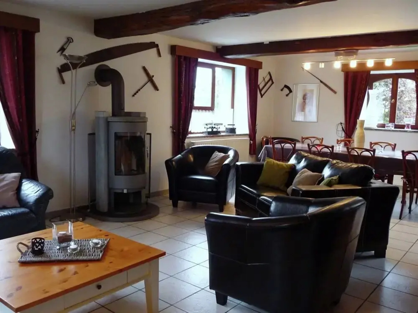 Cozy Family Home in Humain