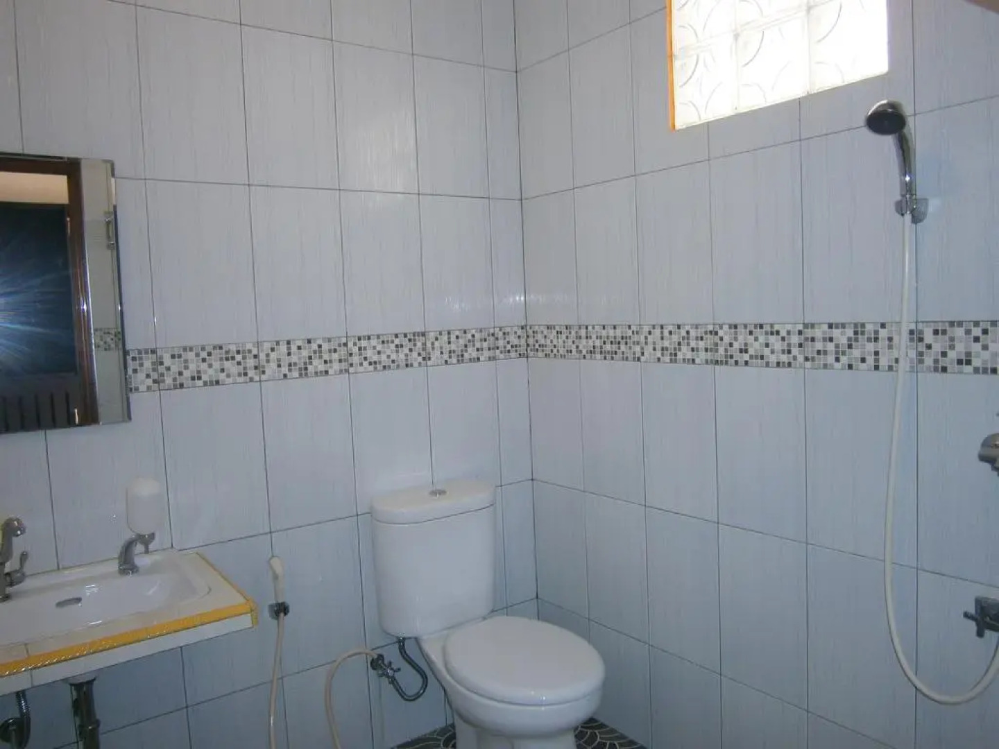 OYO 843 Pasadena Hotel