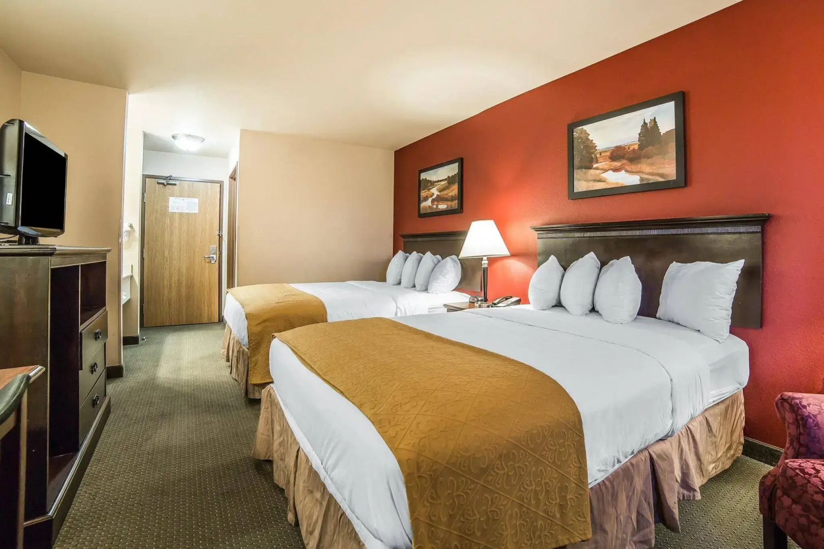 Comfort Inn & Suites Near University of Wyoming