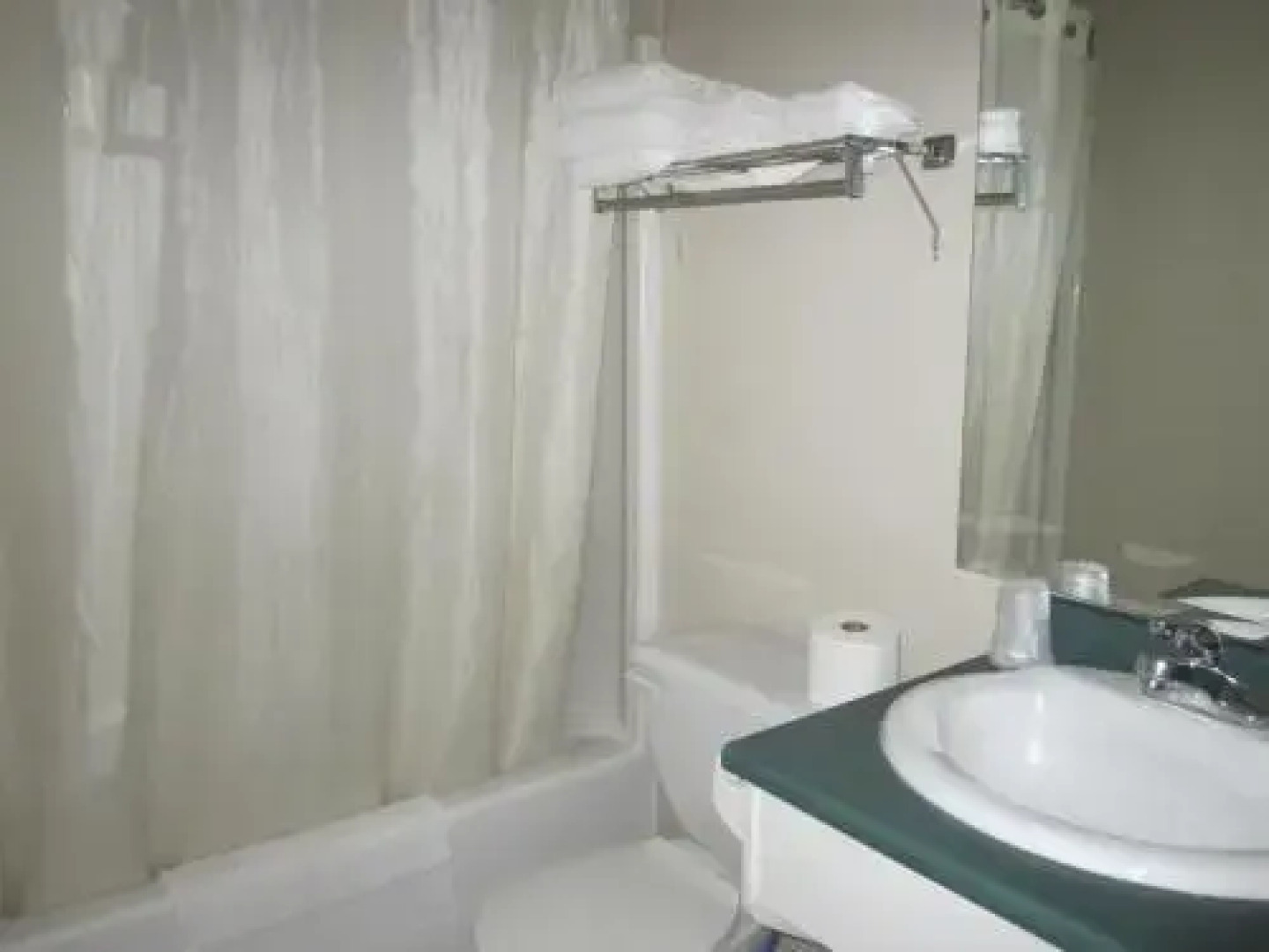 Travelodge by Wyndham Merritt