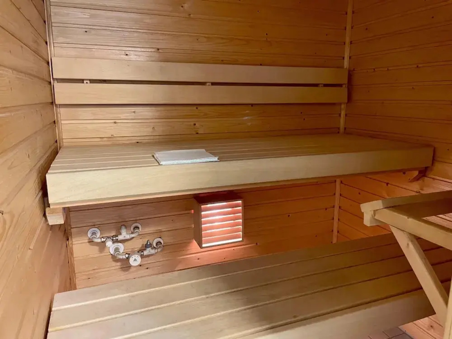 Kotimaailma KotikaksioKirkkok saunalla