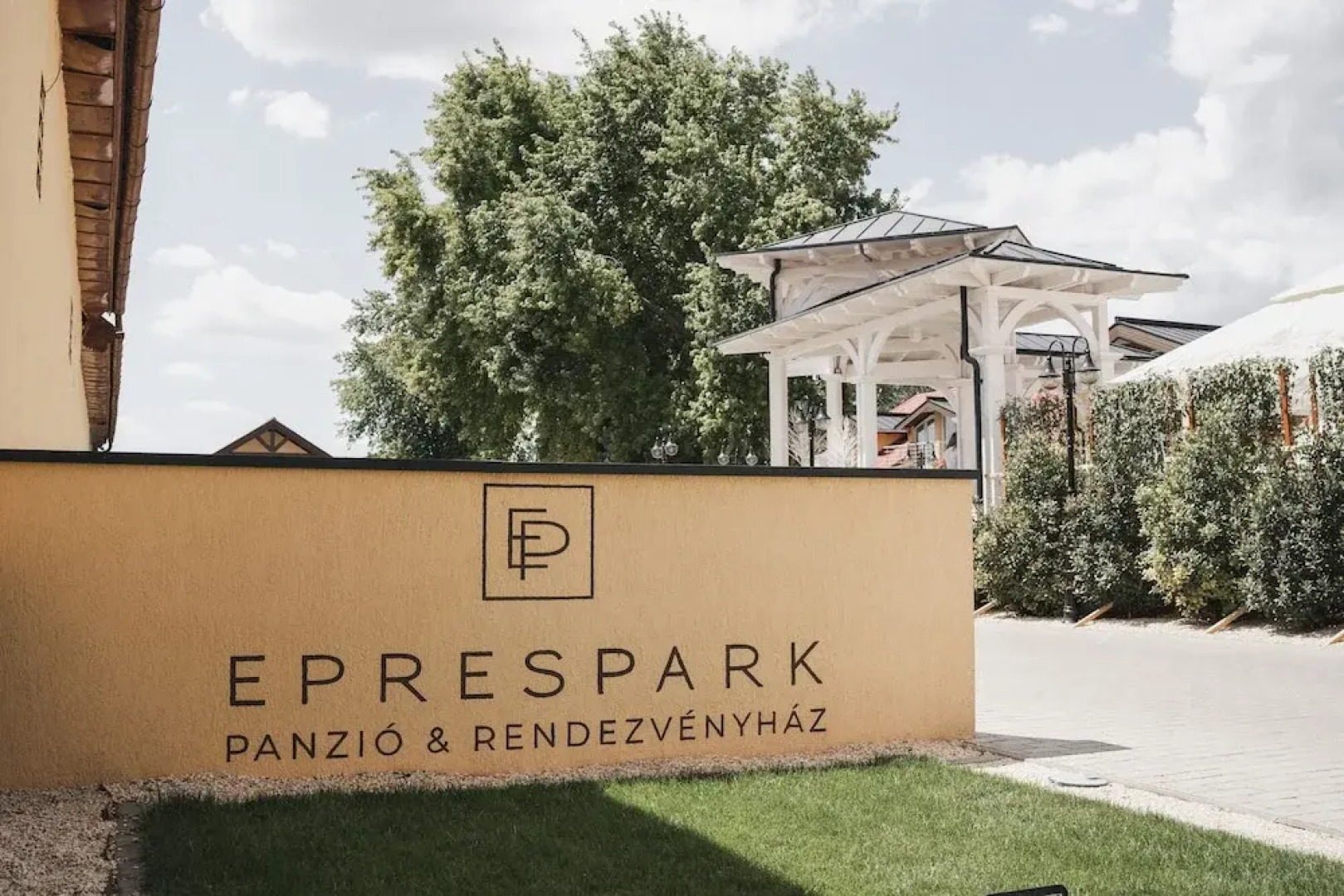 Budapest Airport Eprespark Hotel
