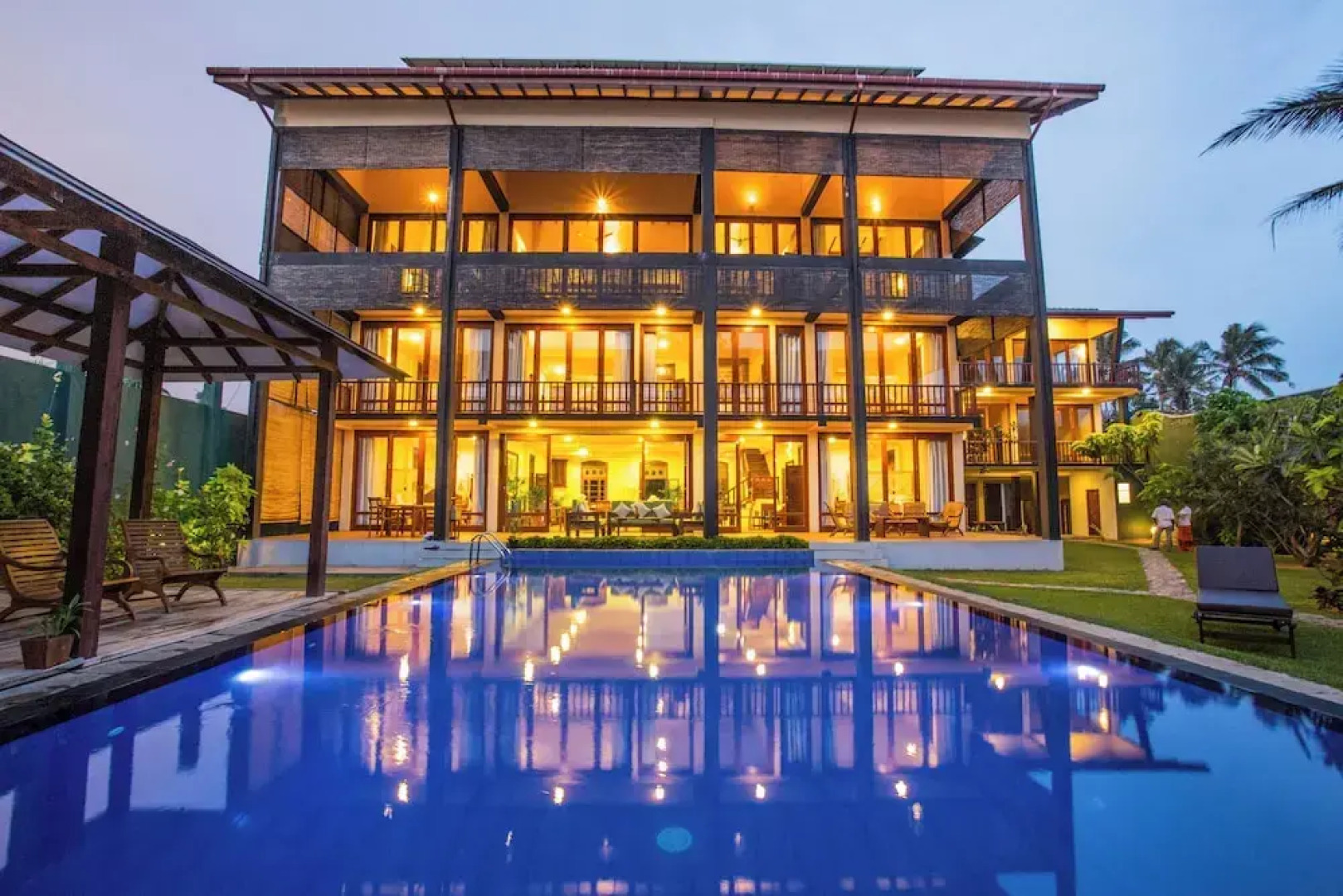 South Point Ocean - Whole Villa 8 Bedroom (Sleep 16)