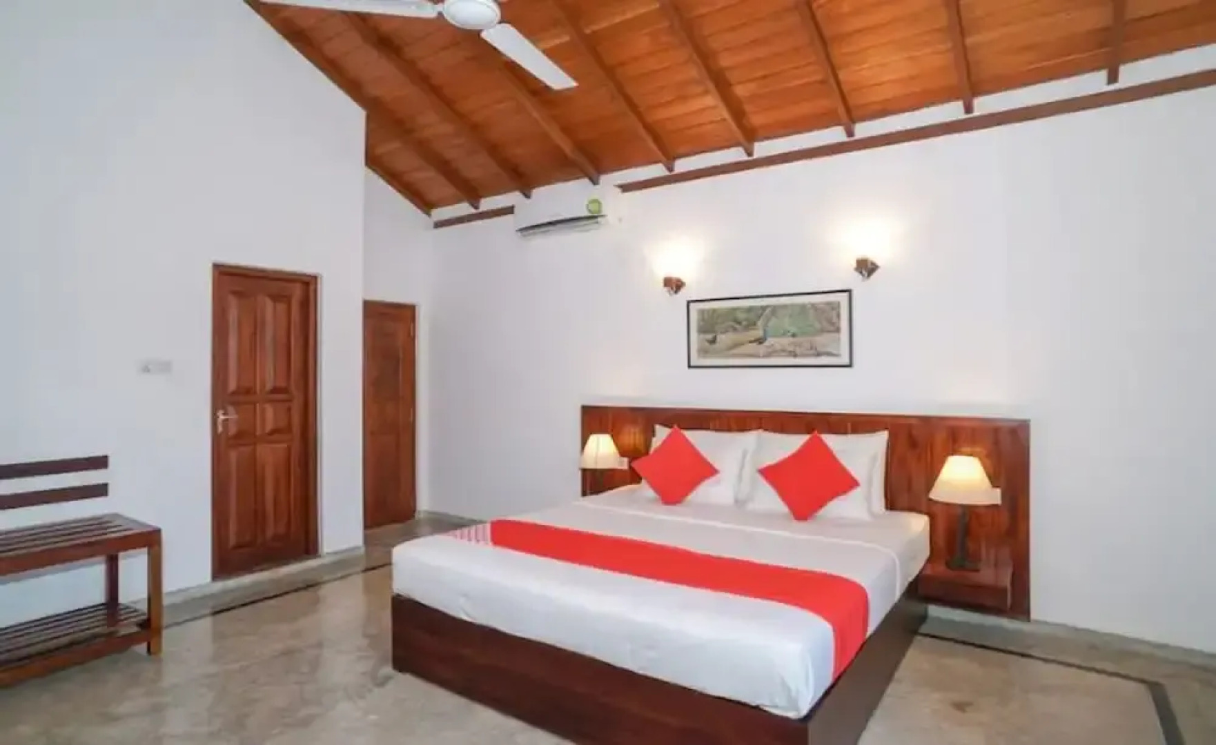 OYO 524 Peacock Villa