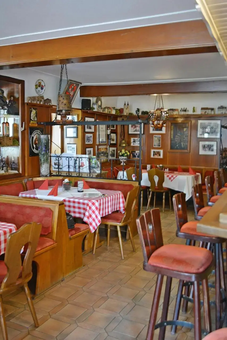 Gasthaus Maem Restaurant Pension Metzgerei