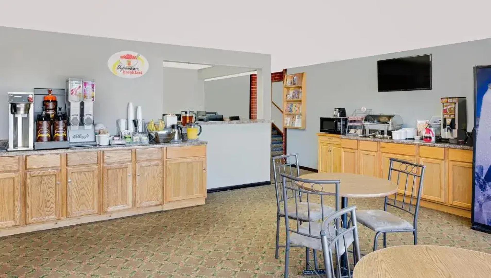 Super 8 Macomb
