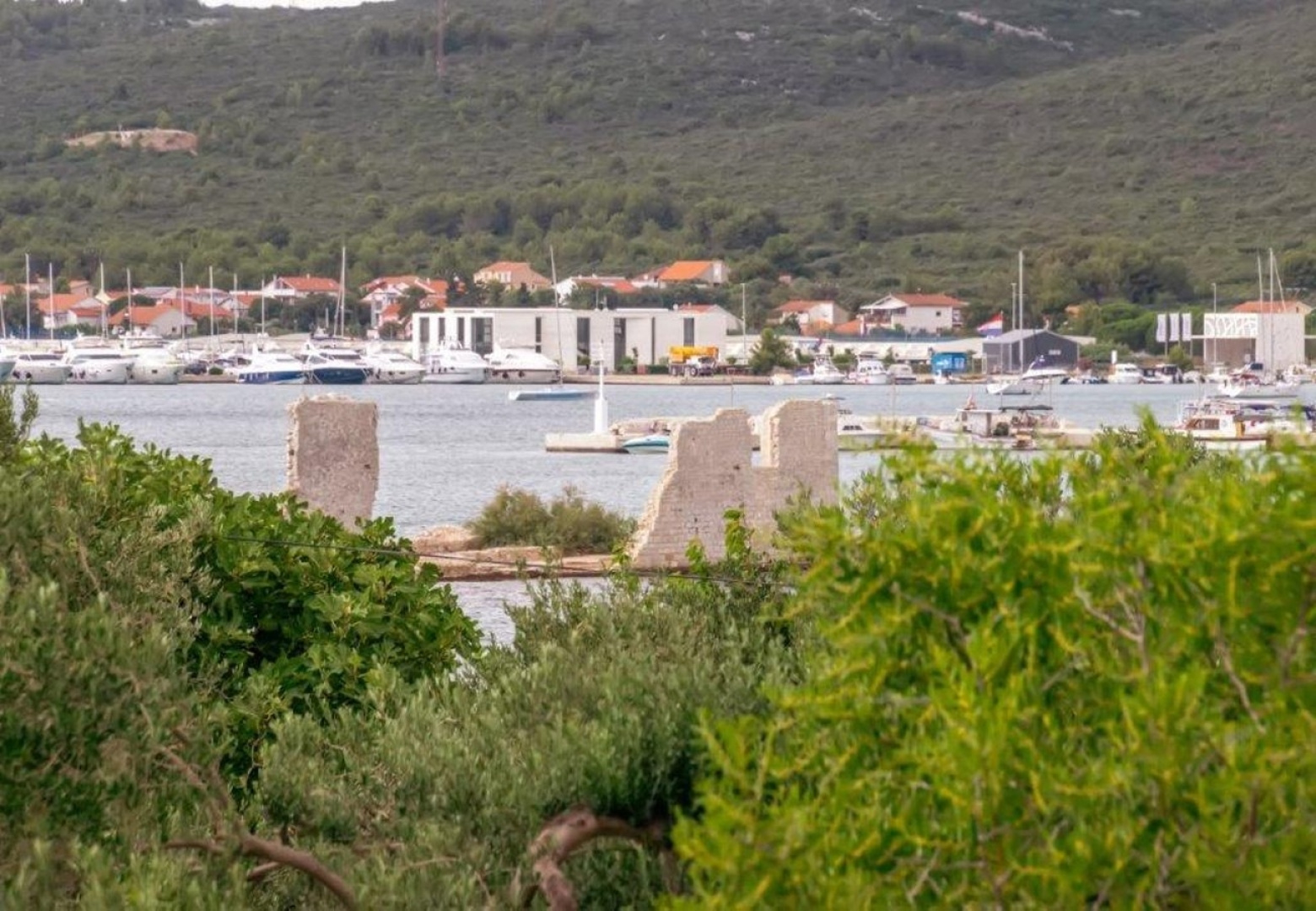 Apartment Darko 2 - 50 m from sea: A6 Sukosan, Zadar riviera