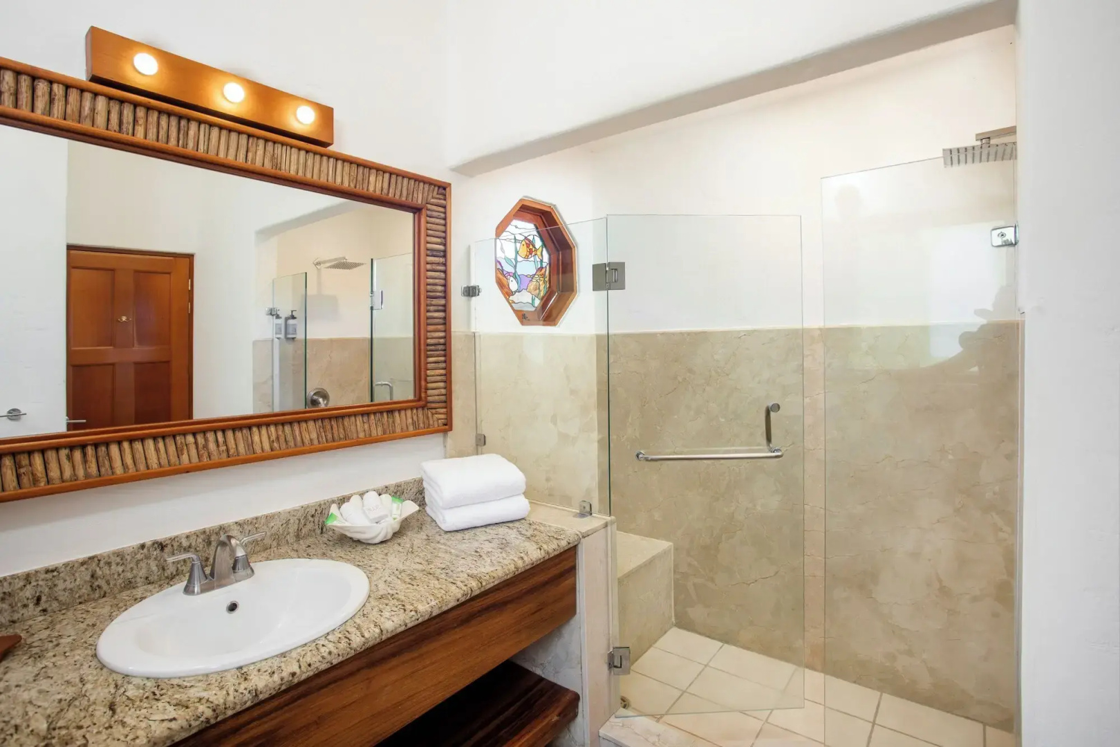 Si Como No Resort, Spa and Wildlife Refuge
