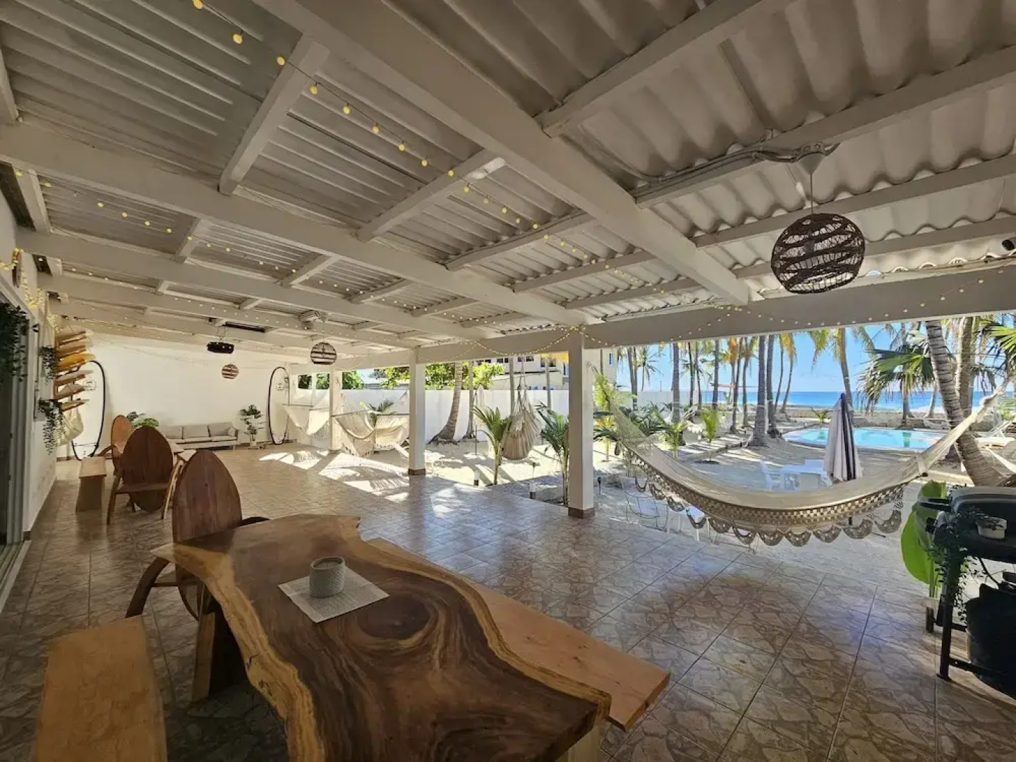 Sunset Surf Villa