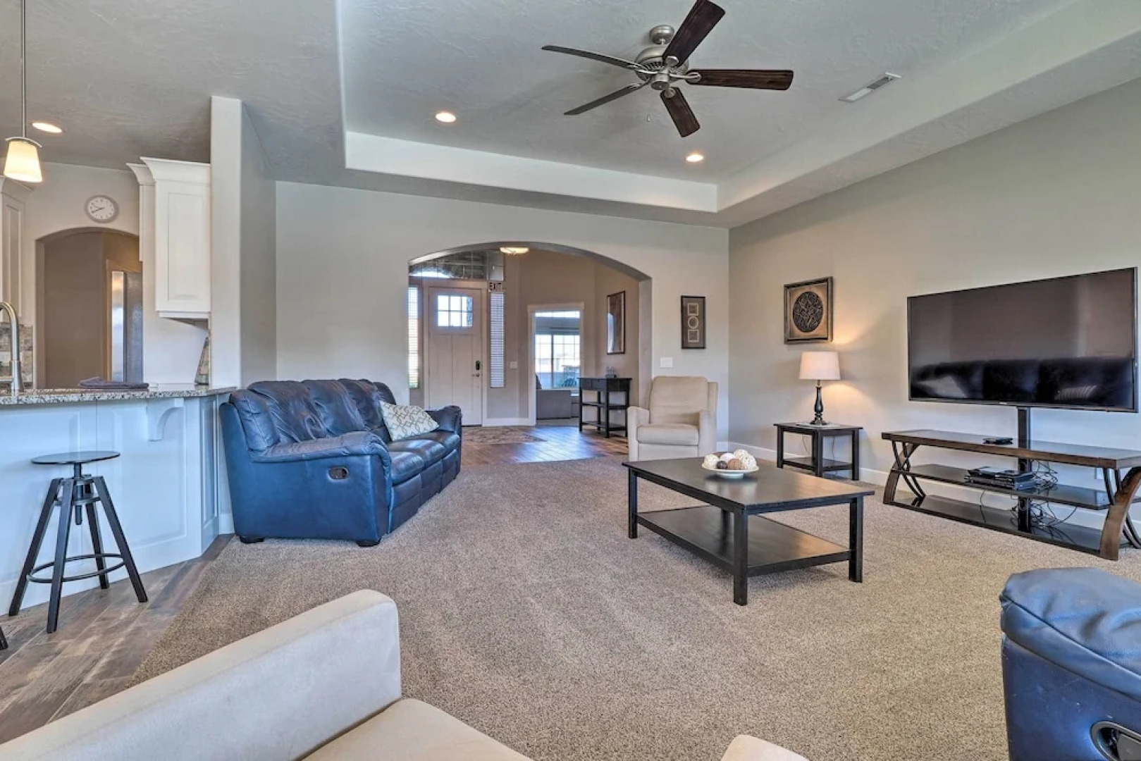 Adventure Bound Home w/ Pickleball, Hot Tub & More