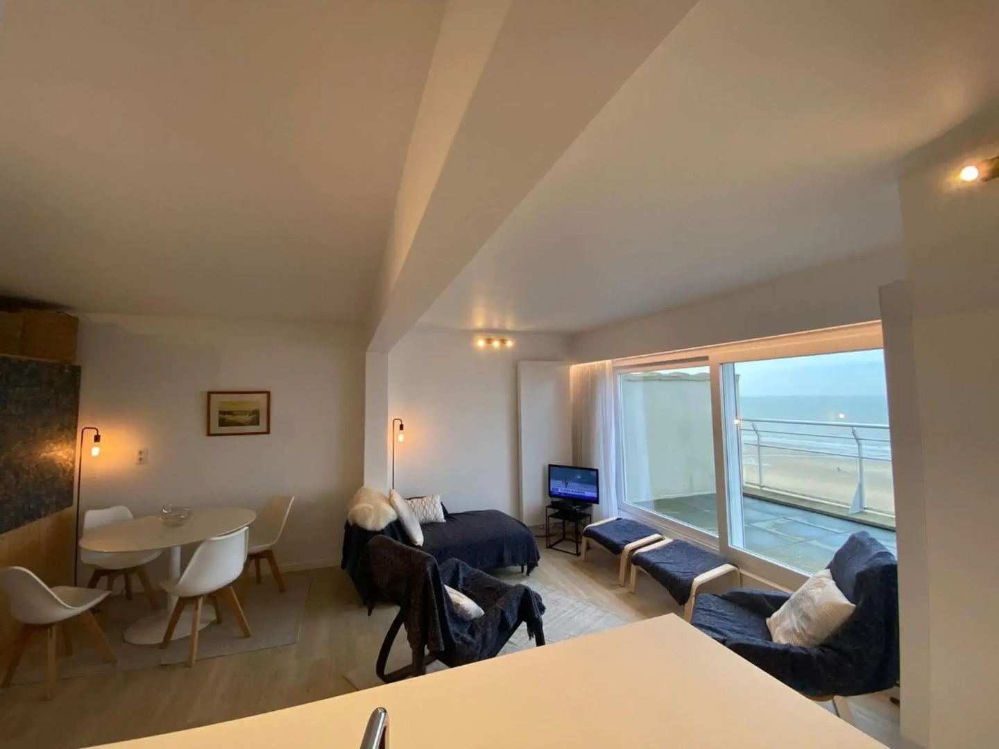 Penthouse on the Belgian Coast with Sea & landscape views