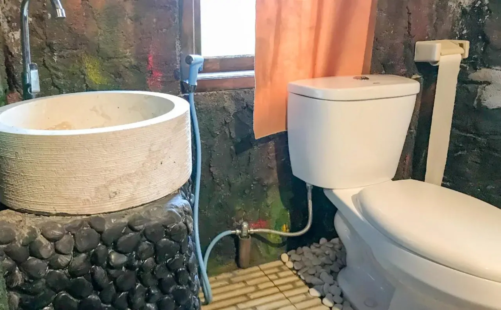 Surya Karhyn Hotel & Restaurant