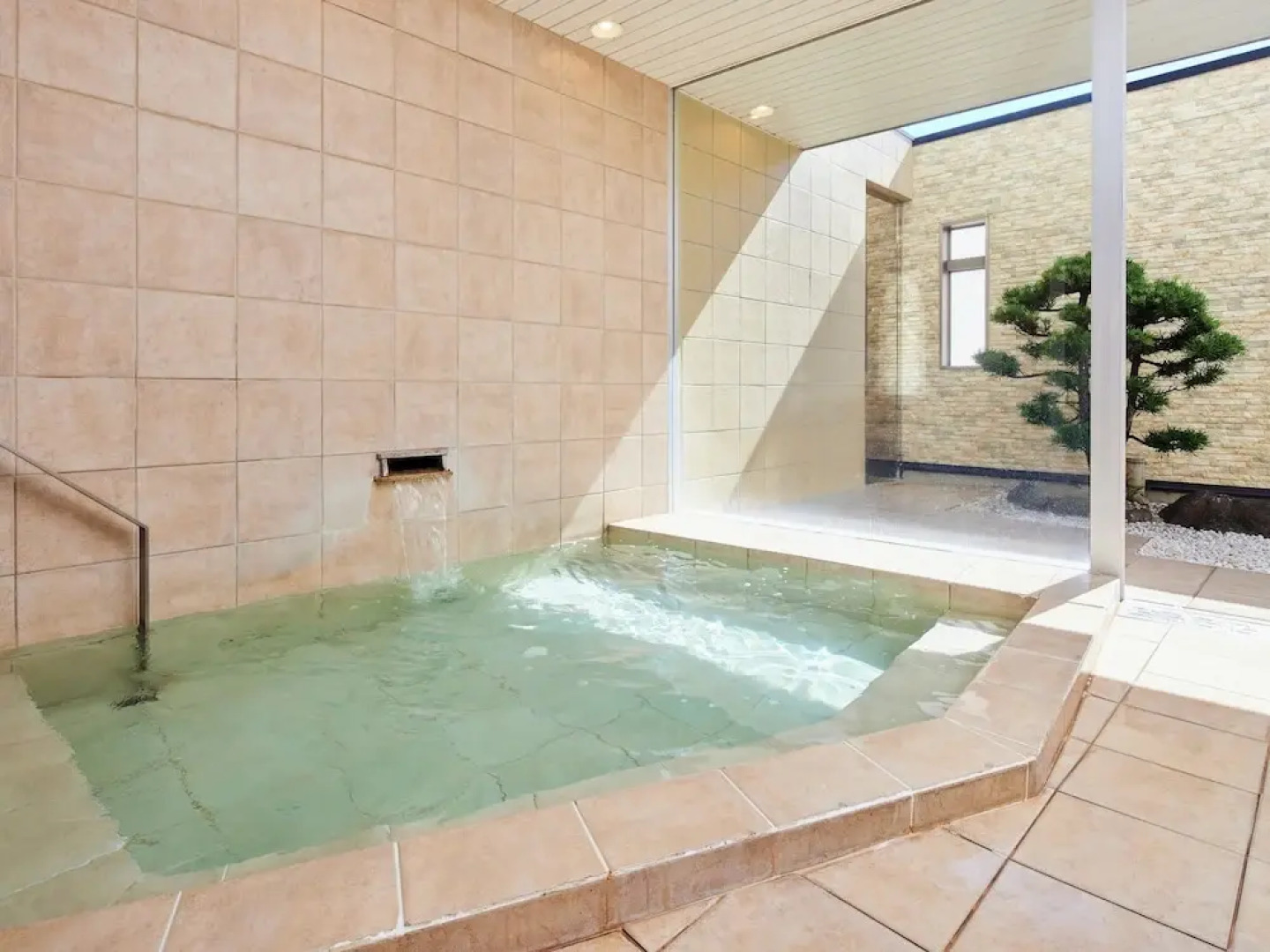 Matsuura City Hotel