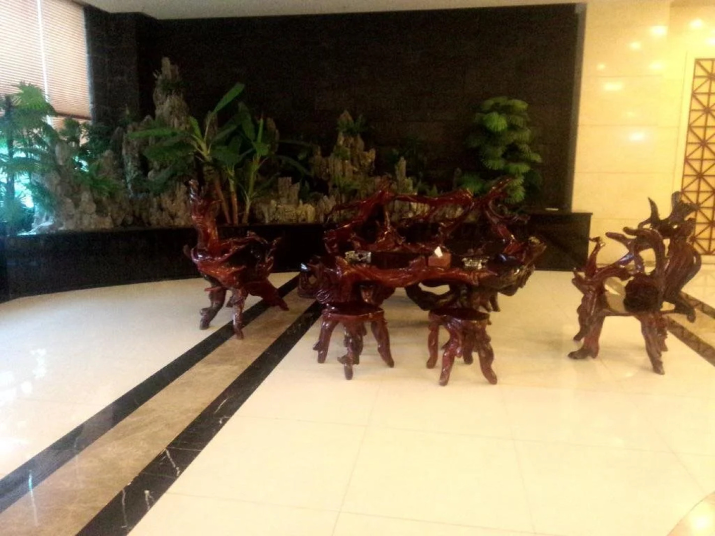 Yu Hu Chun Chain Business Hotel