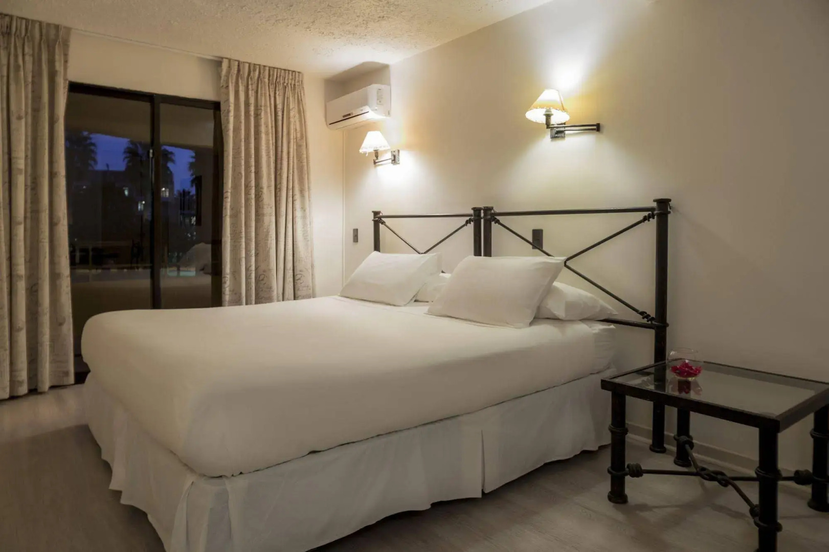 Hotel Playa Campanario