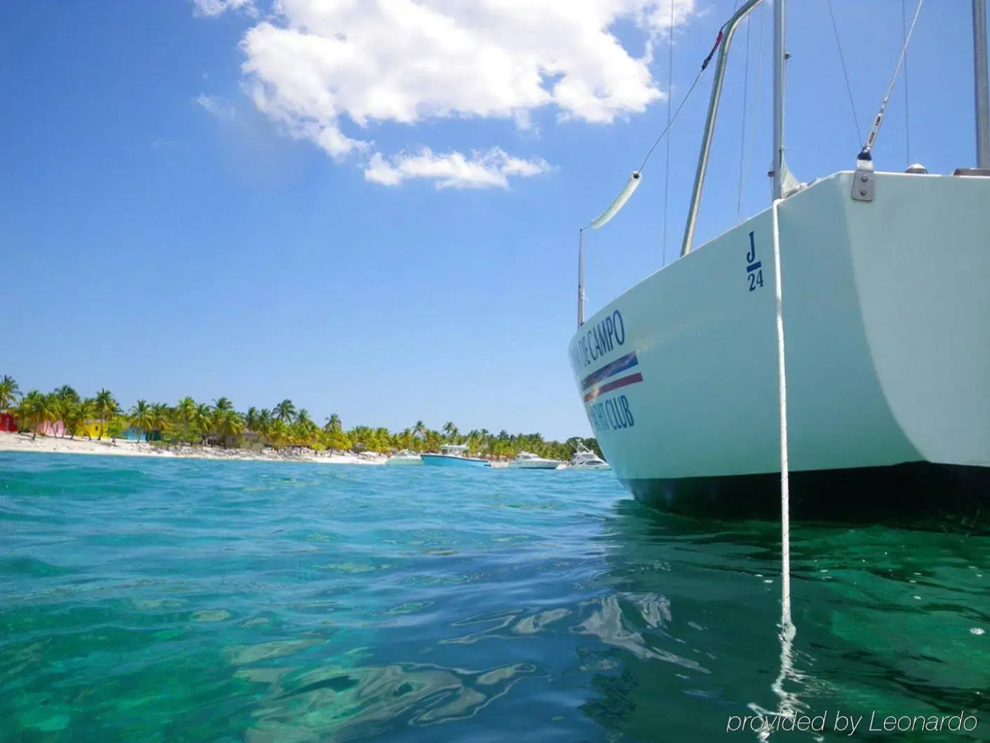 Sailing House La Marina