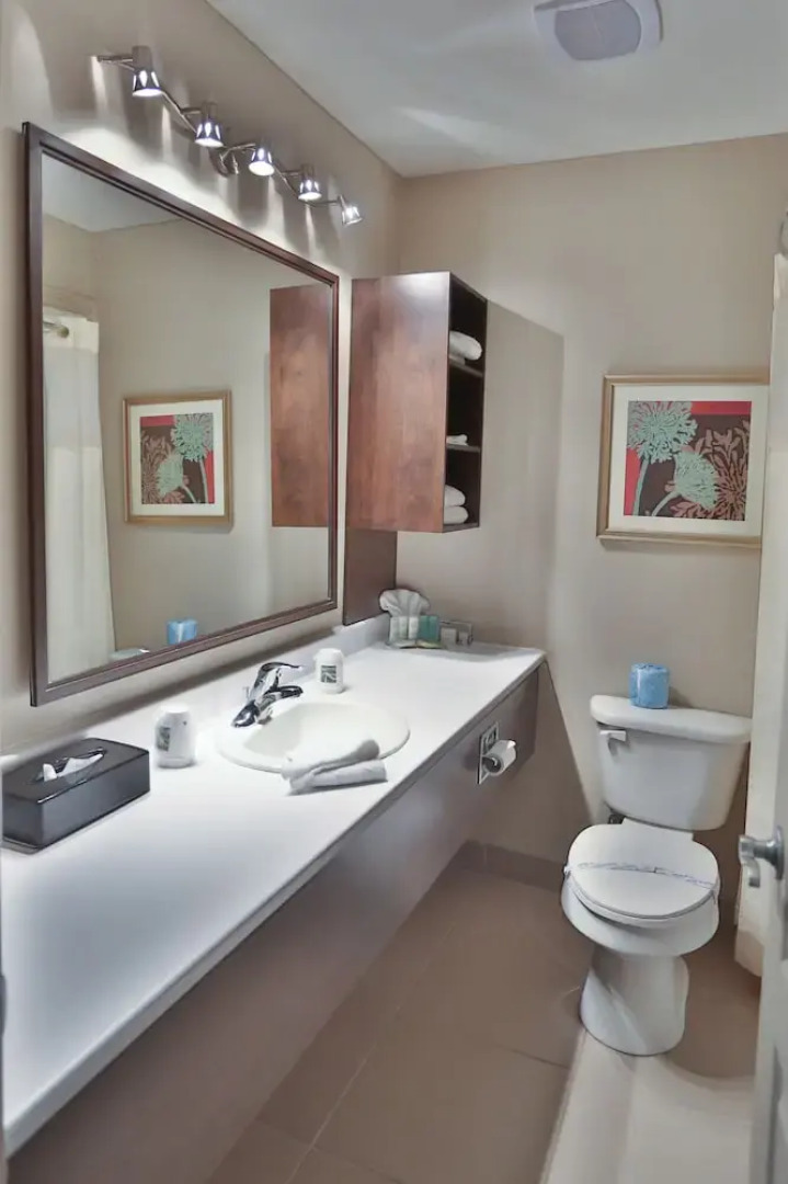 Quality Inn & Suites Le Versailles