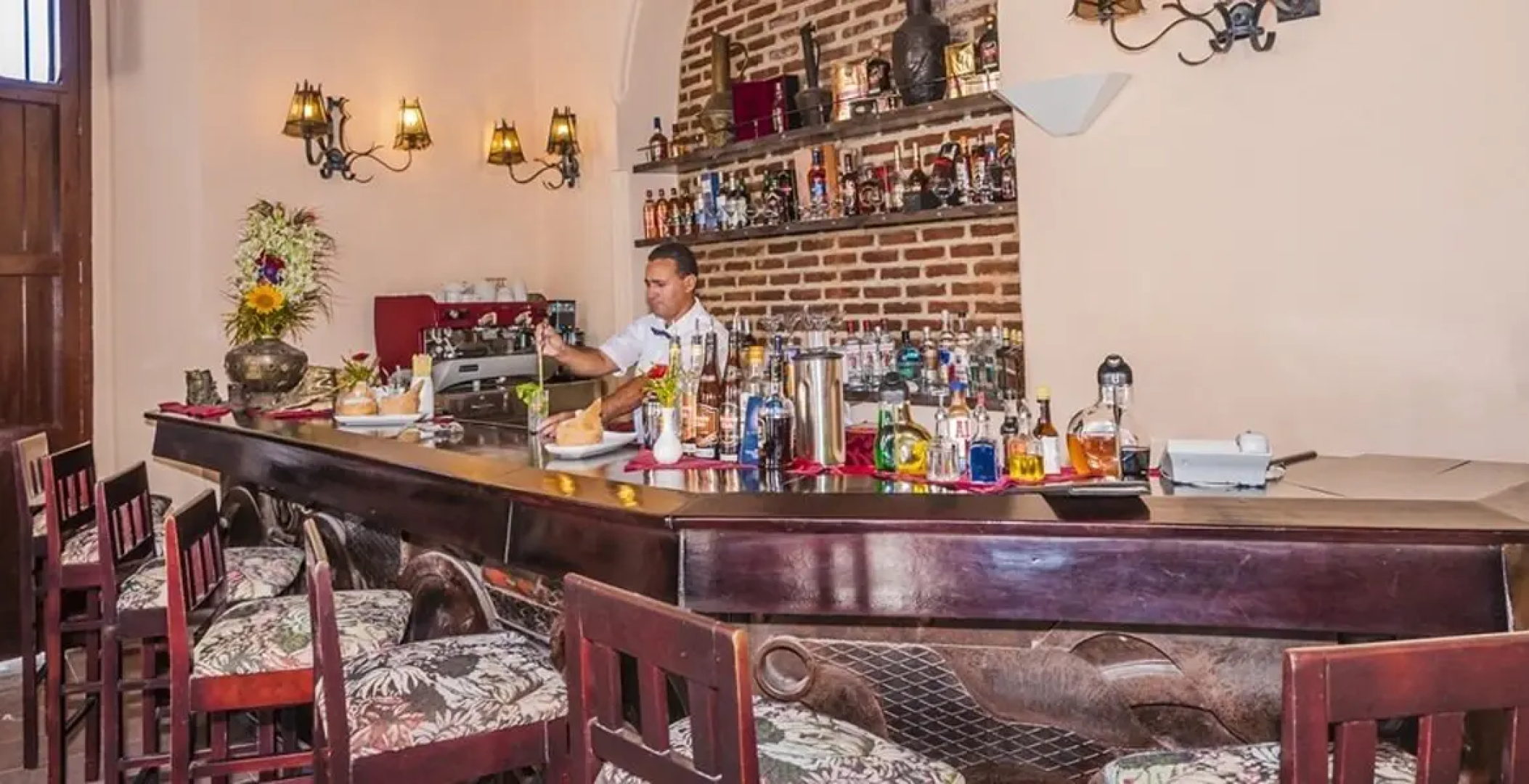 Hotel E La Avellaneda