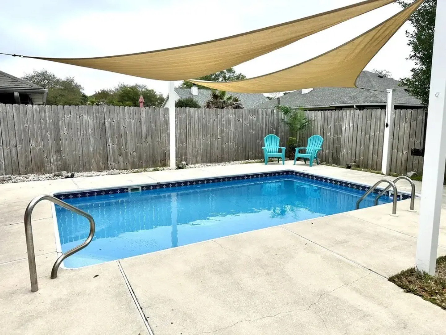 Backyard Breeze 3 Bedroom Home by RedAwning