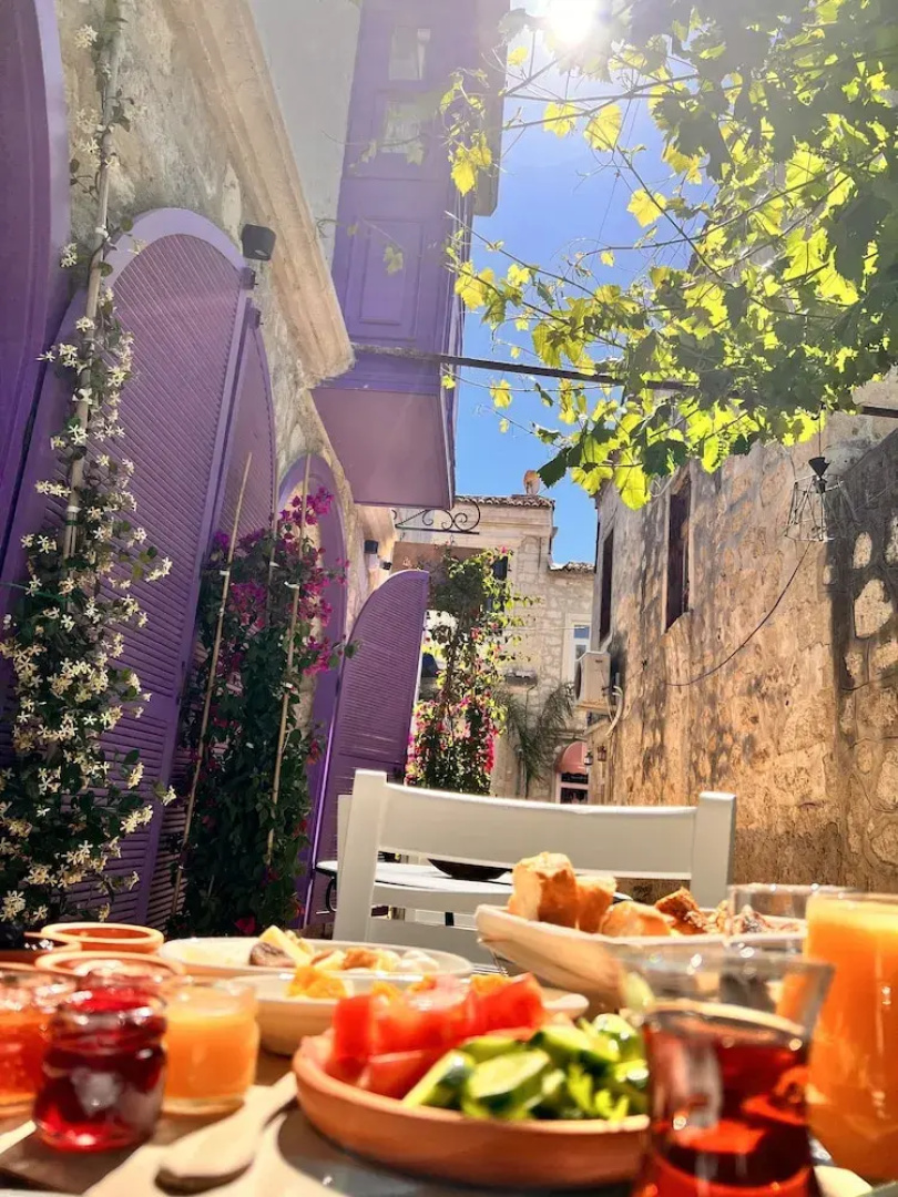 Selavi Hotel