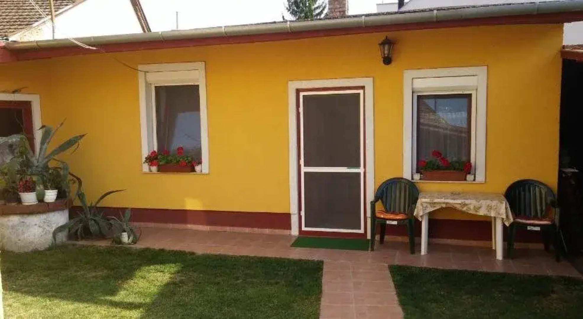 Zch Klra Utcai Apartman