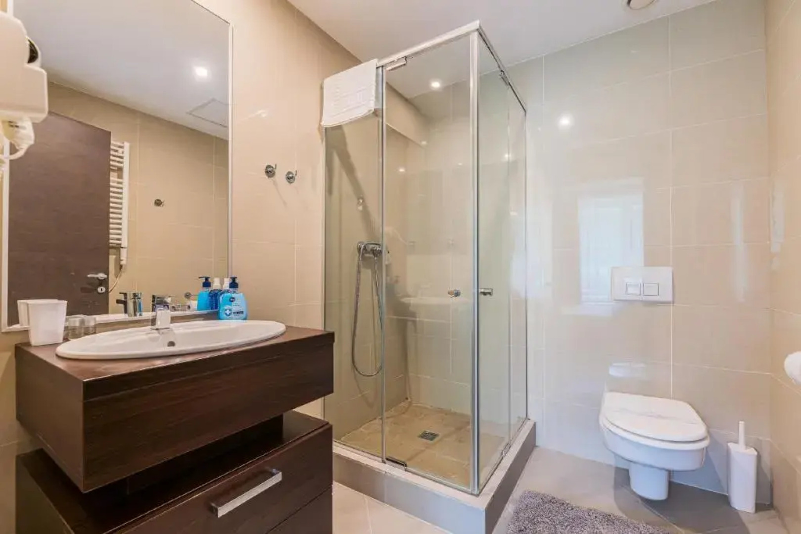 Fabulous Views Silver Mountain 3 Rooms Apartment