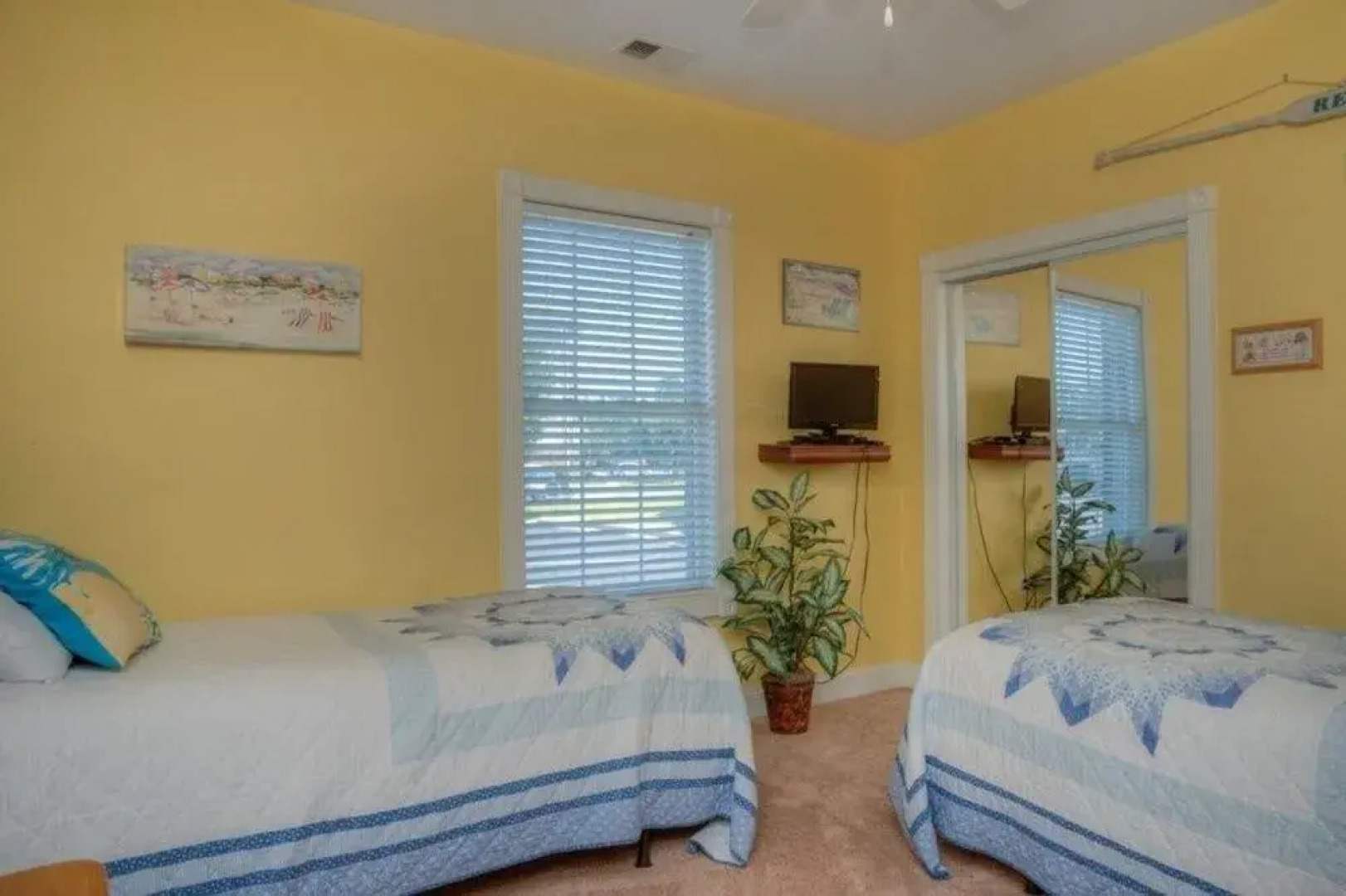 Magnolia Pointe 101 4811 3 Br condo by RedAwning