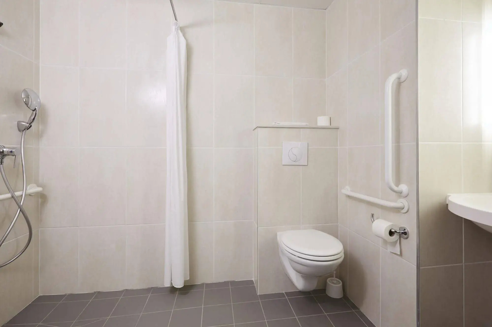 B&B HOTEL Tours Nord 2 La petit Arche