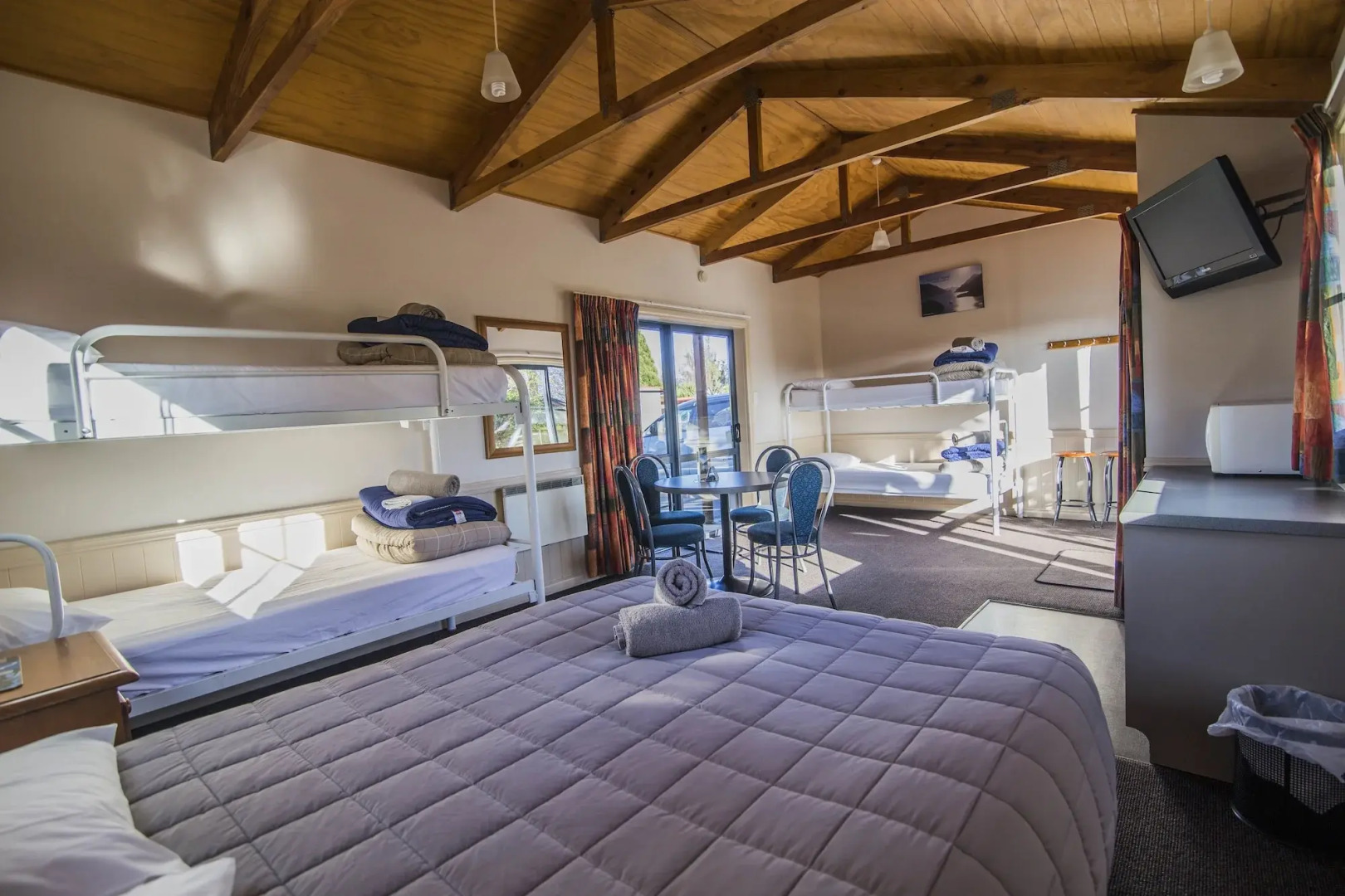 Te Anau Top 10 Holiday Park