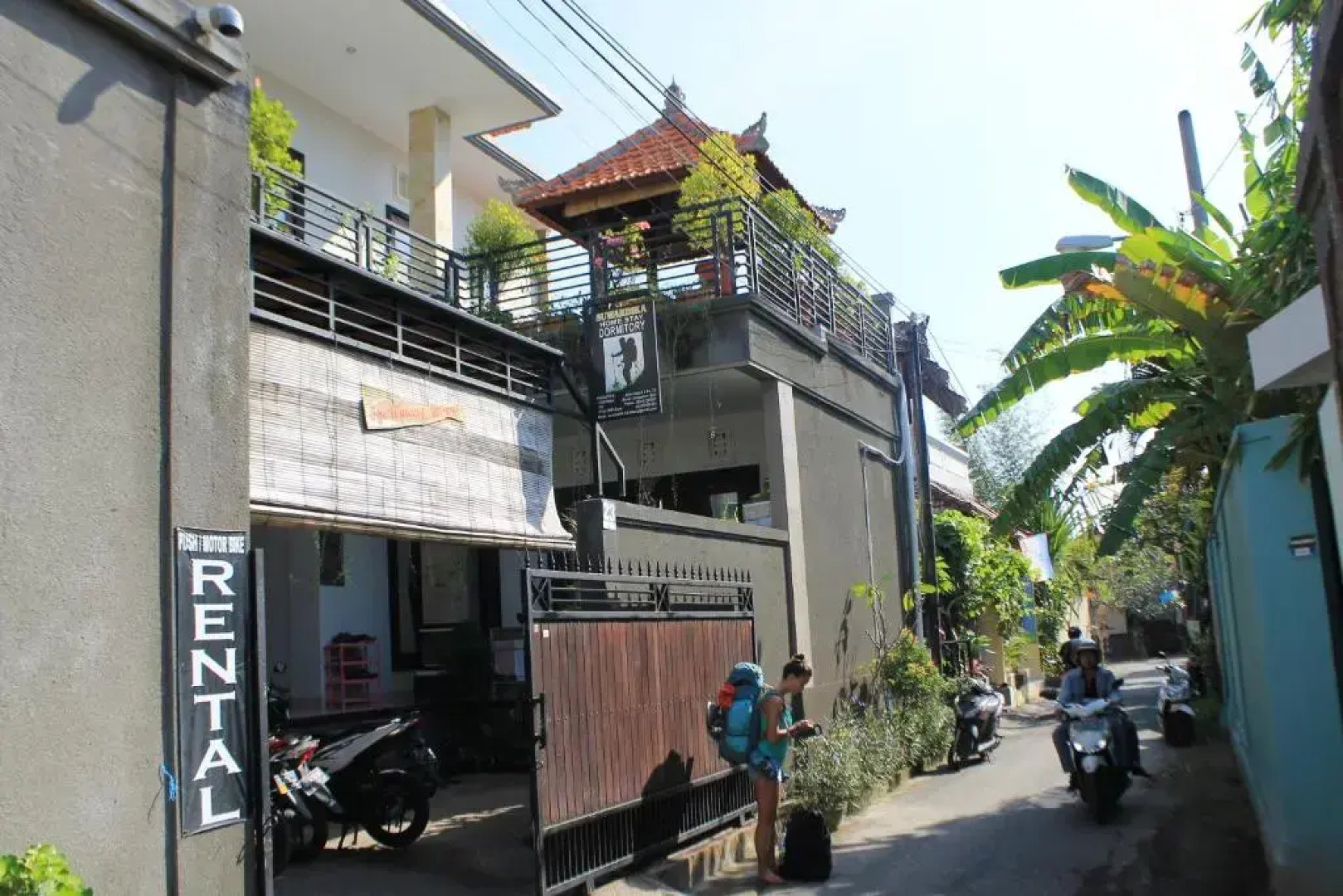 Suwardika Homestay and Dormitory - Hostel