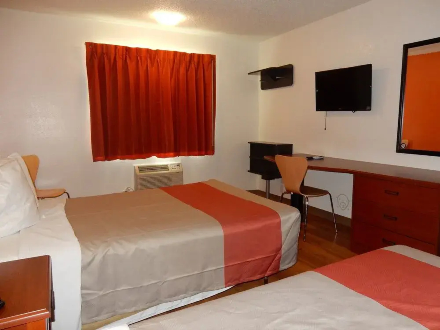 Motel 6