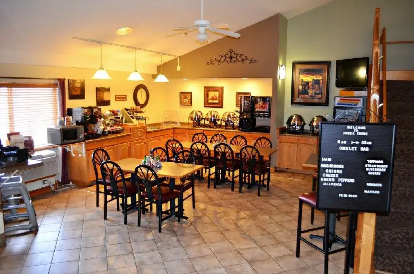 Fossil Creek Hotel And Suites