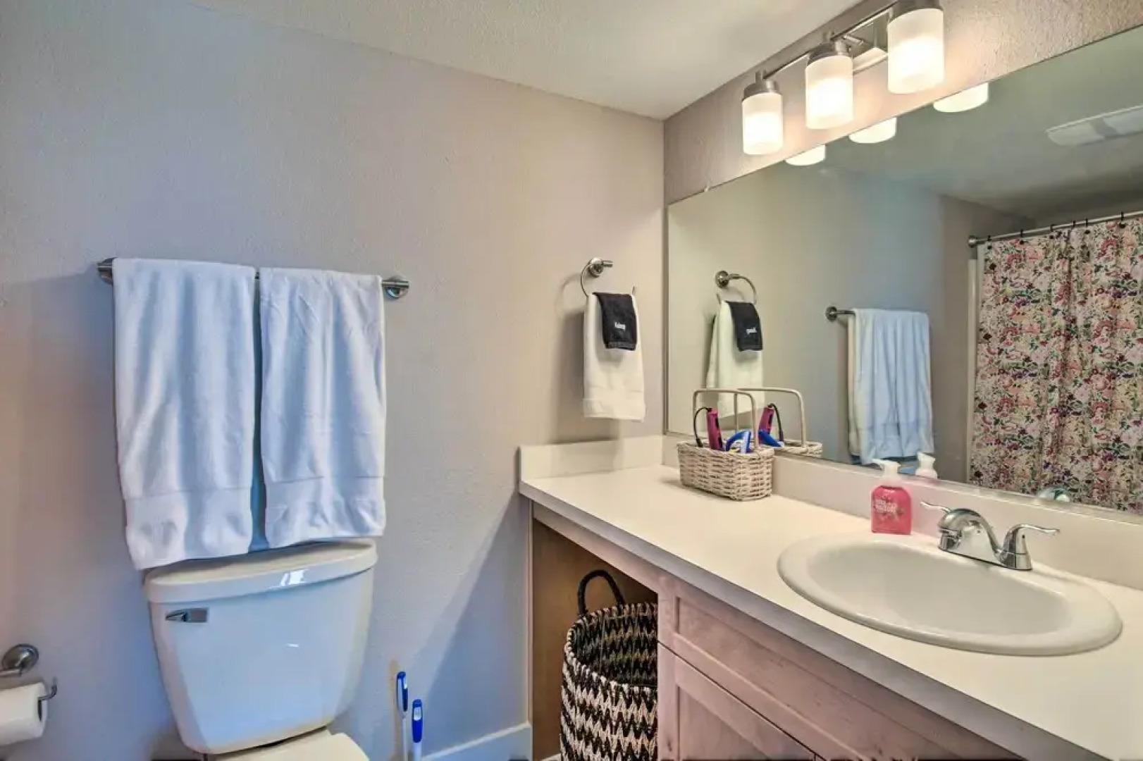 Beachfront Nags Head Condo w/ Private Balcony!