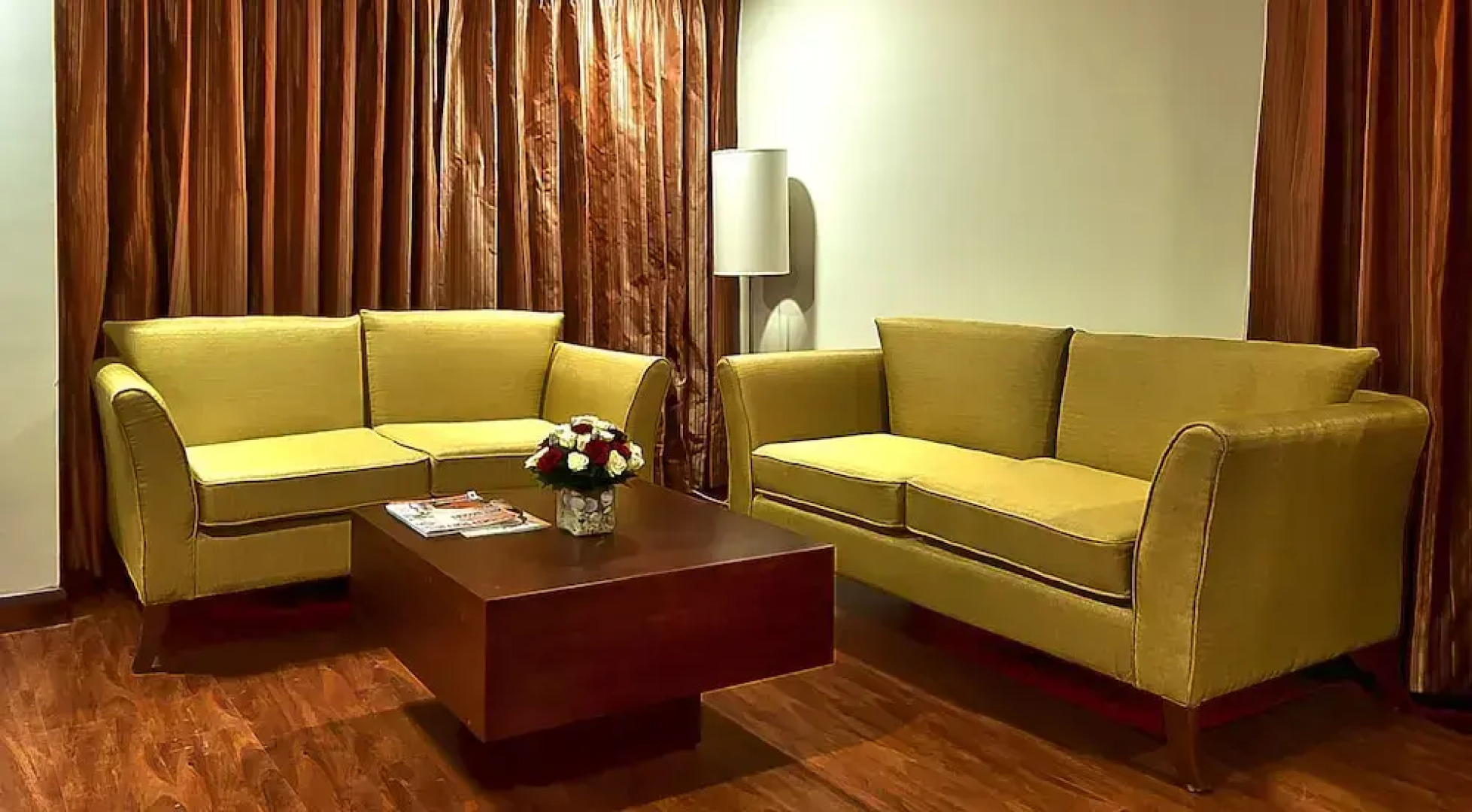 The Golden Plaza Hotel & Spa