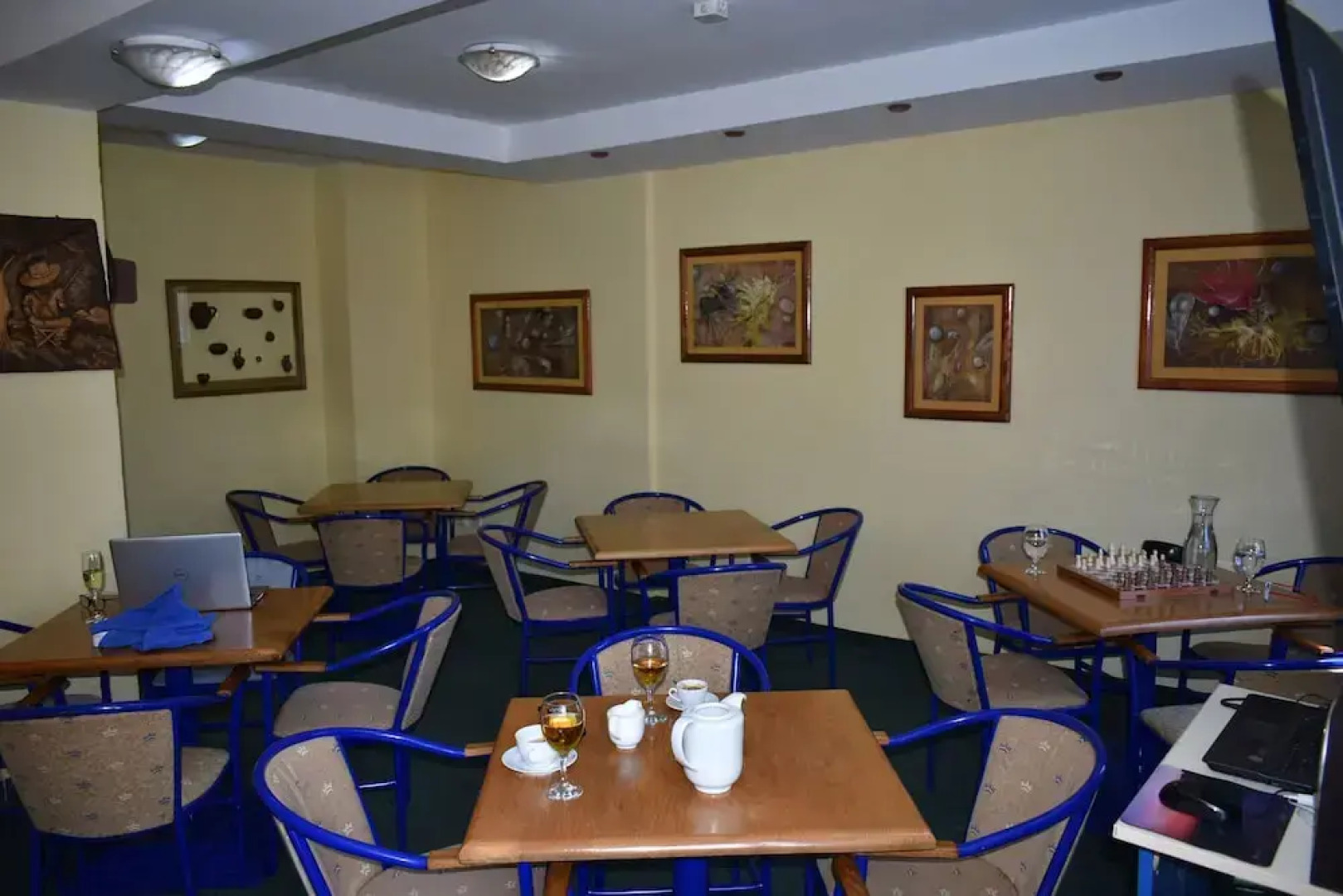 The Story of Hotel Mramor