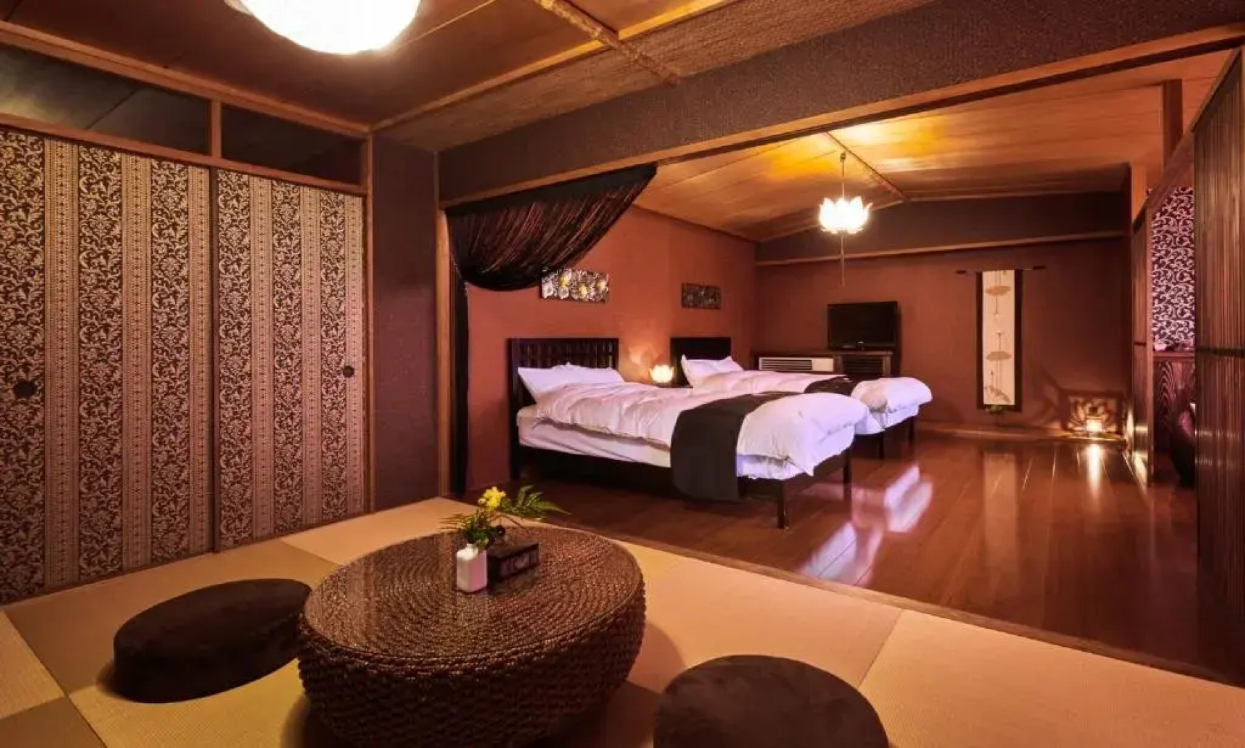 Hanairodori No Yado Kayuu