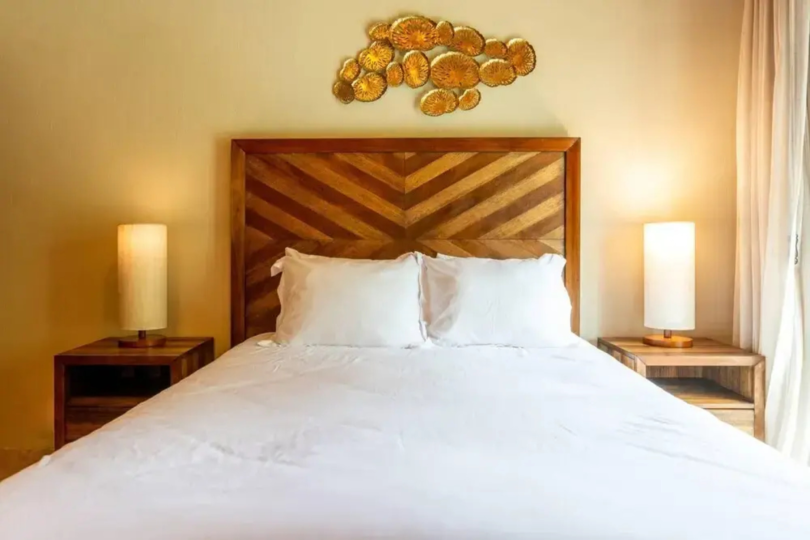 Spacious Open-Concept Condo with Stylish Design, Direct Beach Access & Resort-Style Amenities