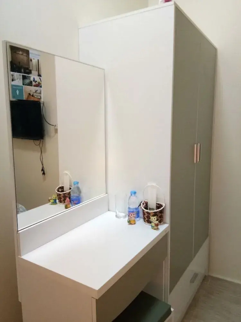 Home Room House - Adults Only