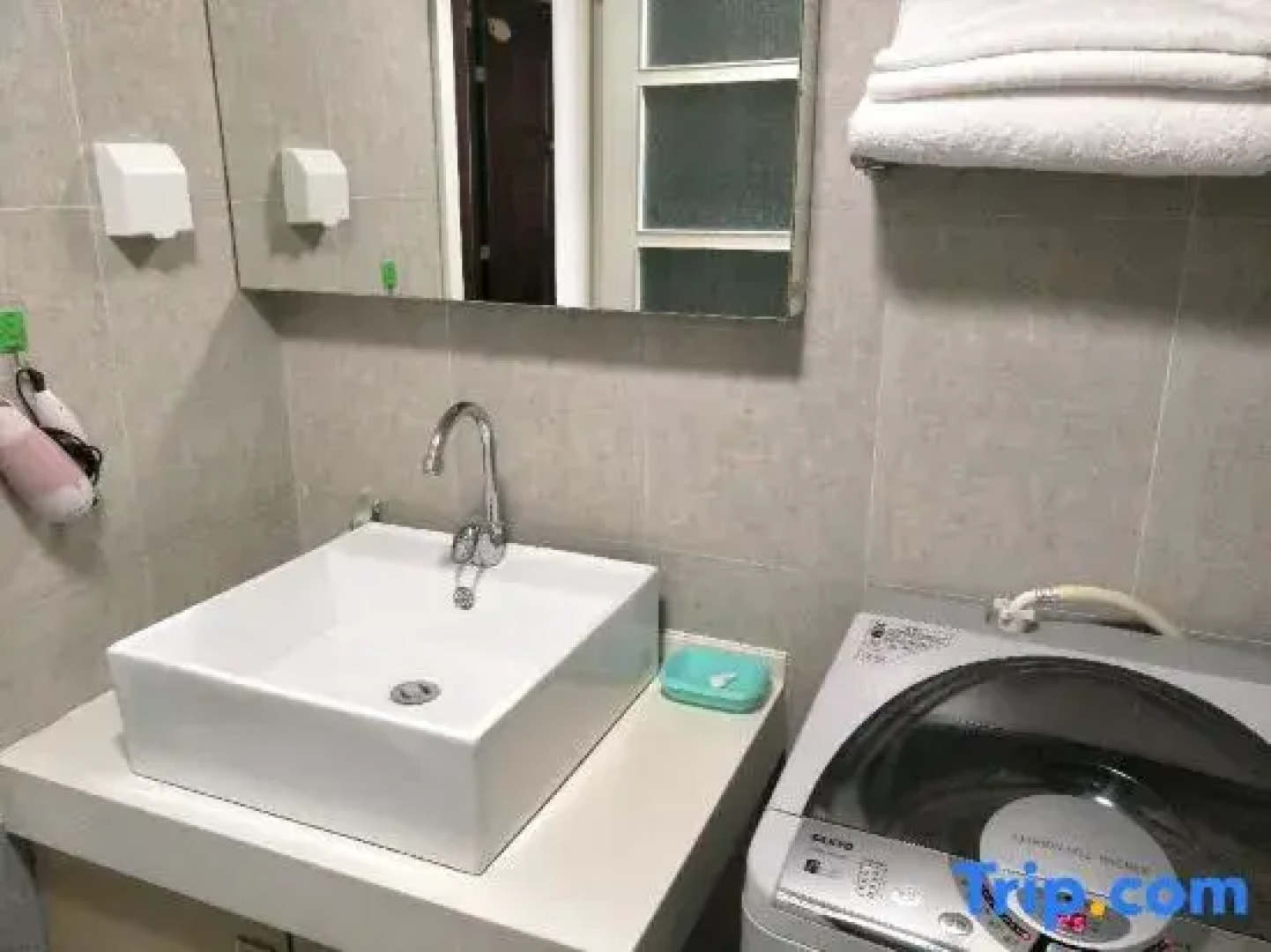 Jiangnan Town Serviced Apartment