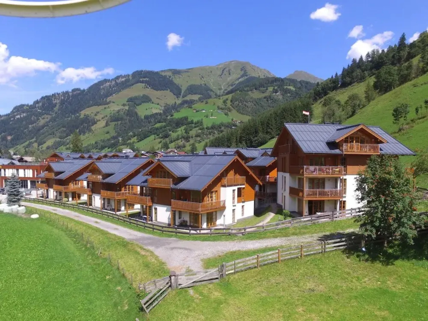 Cozy Apartment in Rauris near Forest