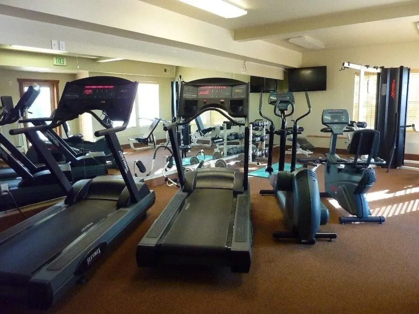 Ski 1 Mile To Deer Valley Gondola 2 Bedroom Condo by RedAwning