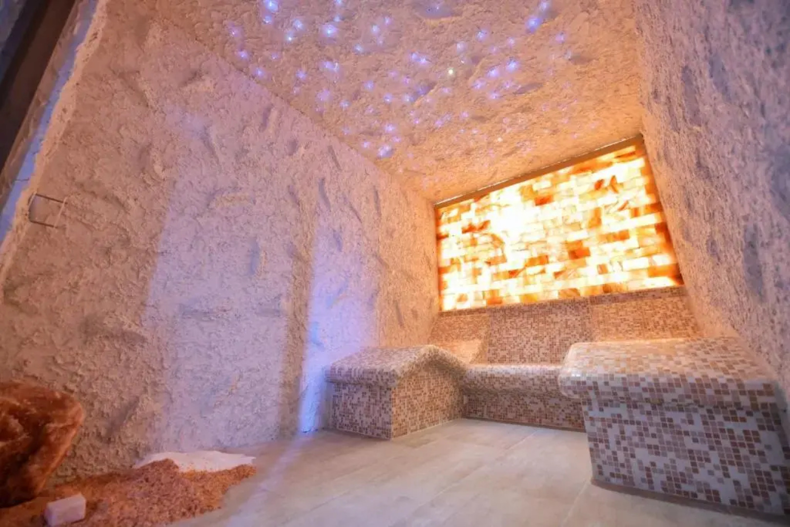 Garnet Hotel & Event Centar