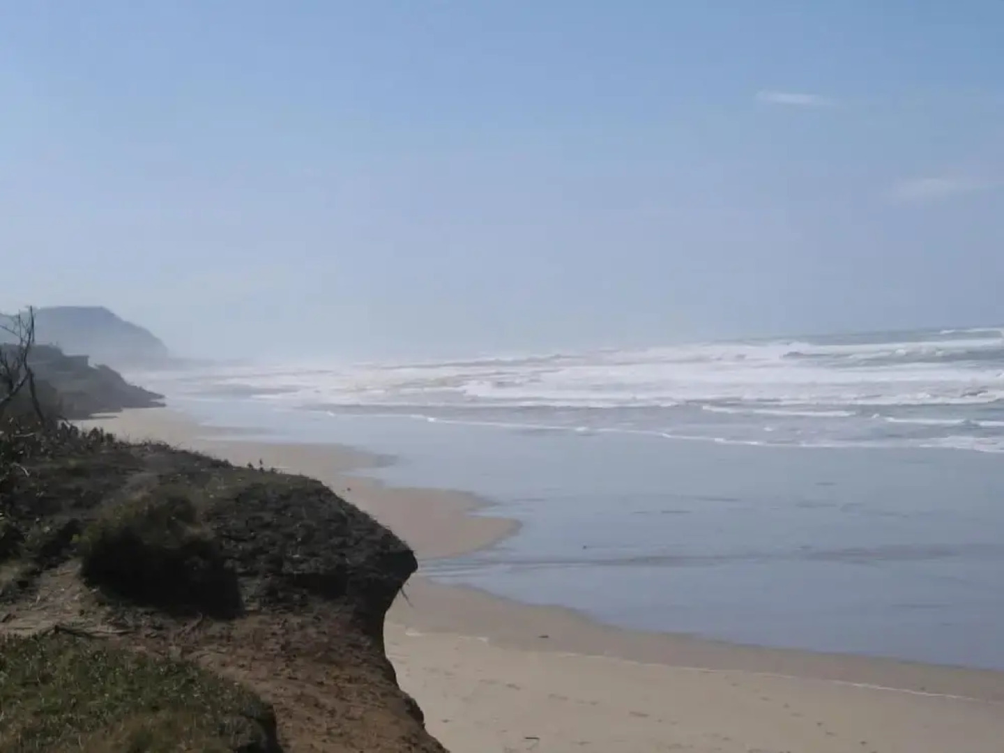 Tillicum Beach Motel (Deane's Oceanfront Lodge)