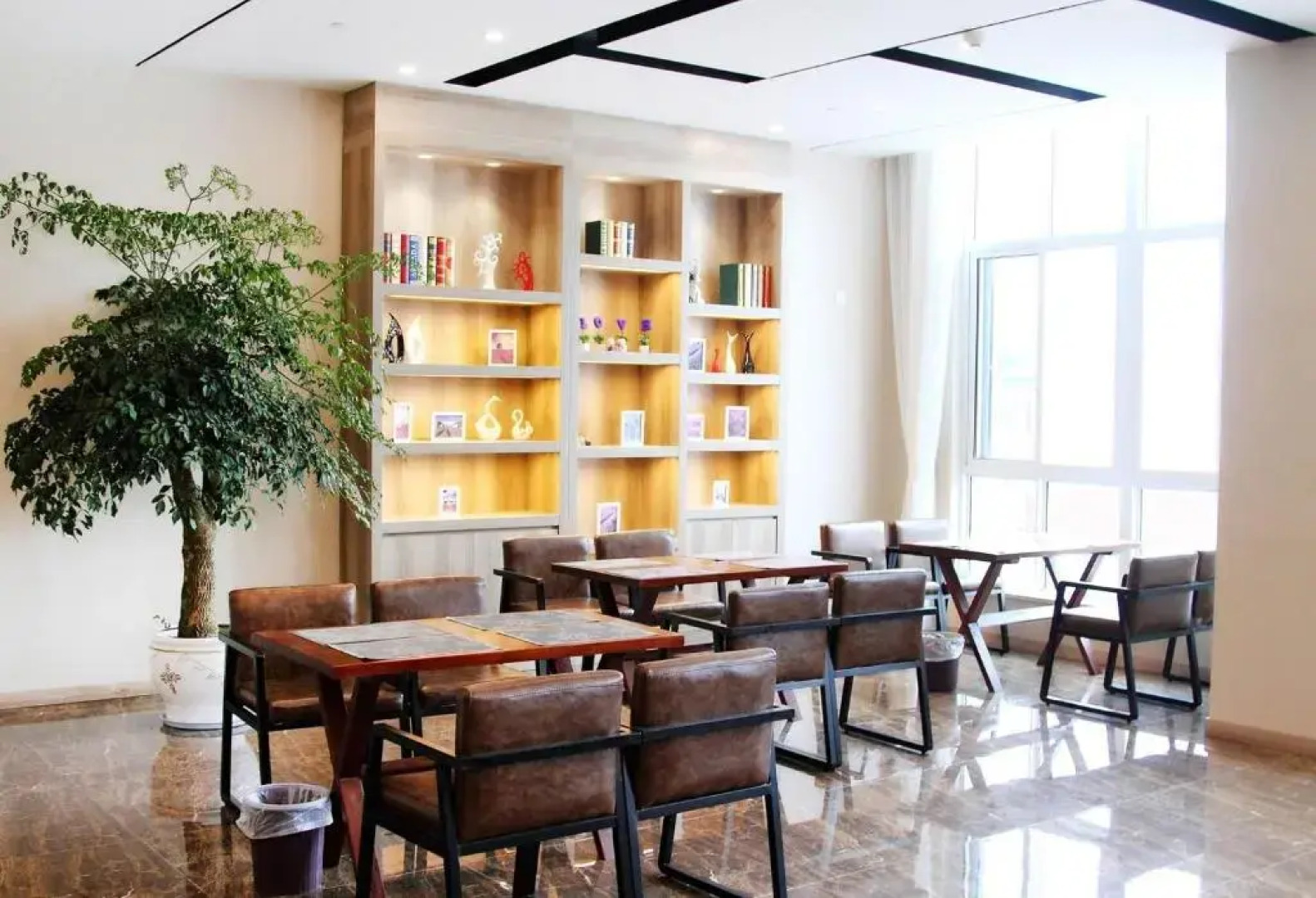 Lavande Hotels Huai an Zhou Enlai Memorial