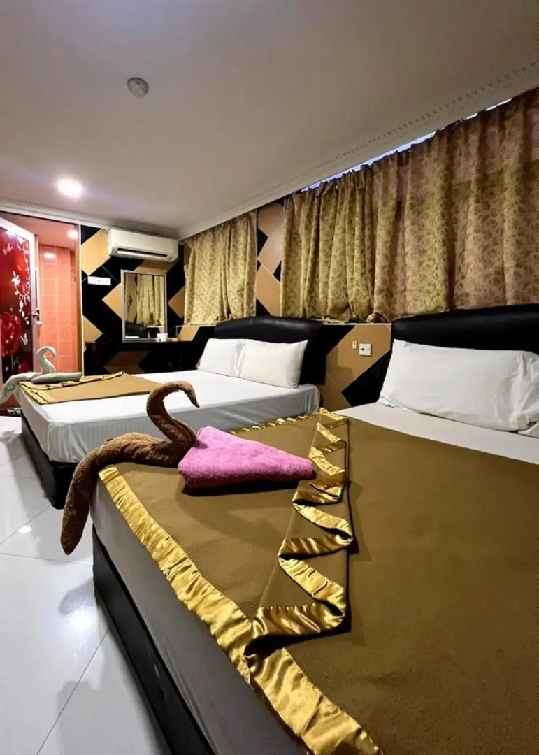 Sungai Besi Hotel
