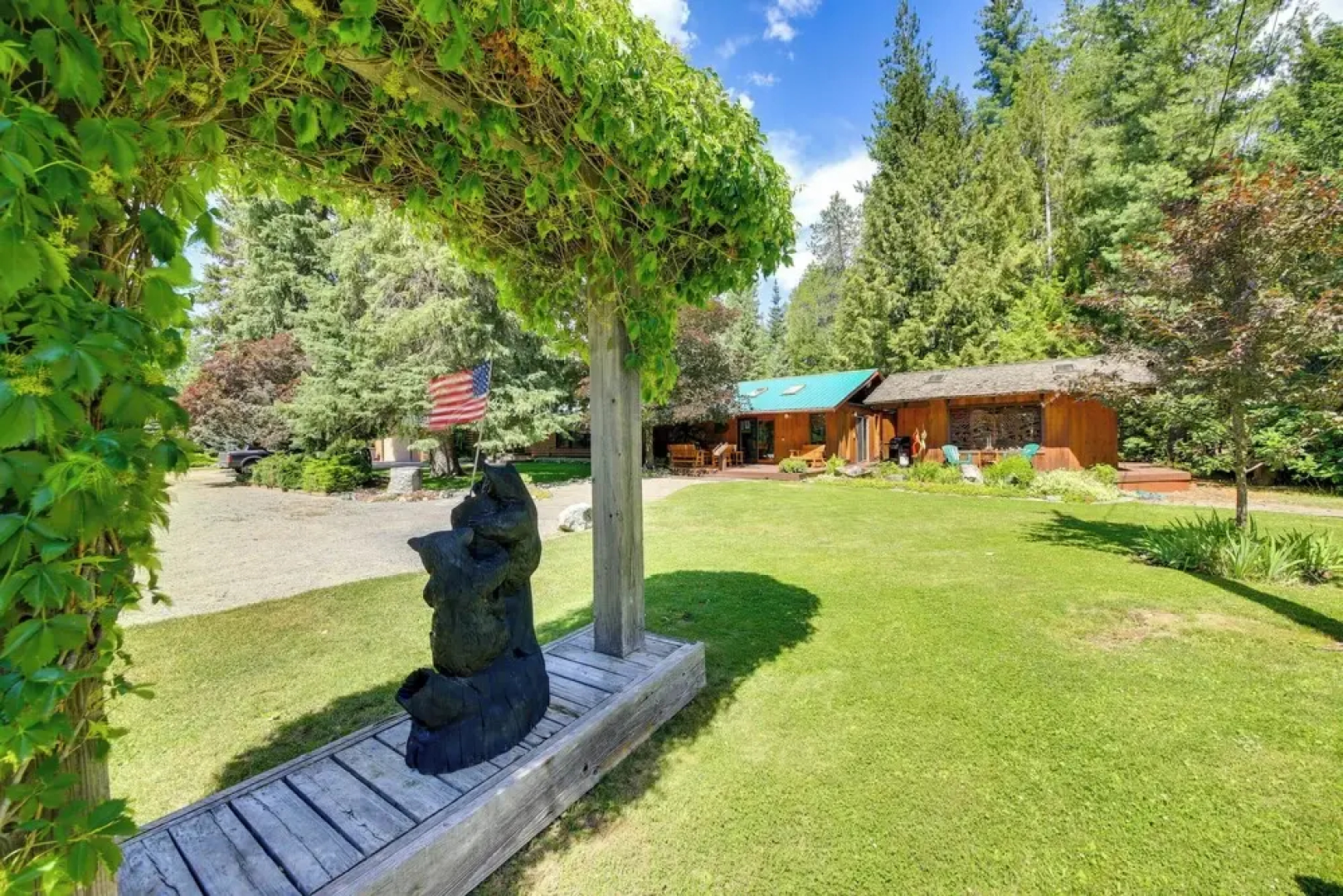 Unique Nordman Retreat 1 Mi to Priest Lake!